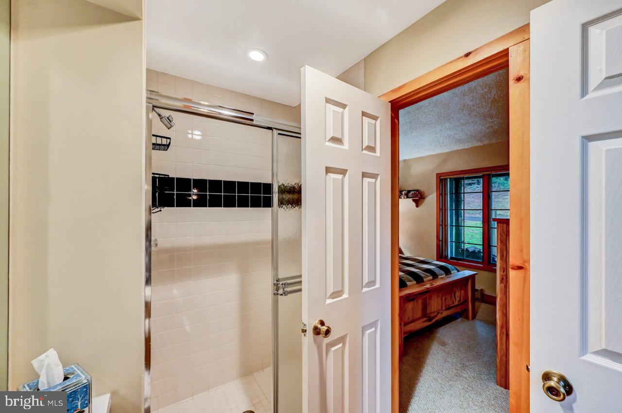 SNOW RIDGE VILLAGE - Residential