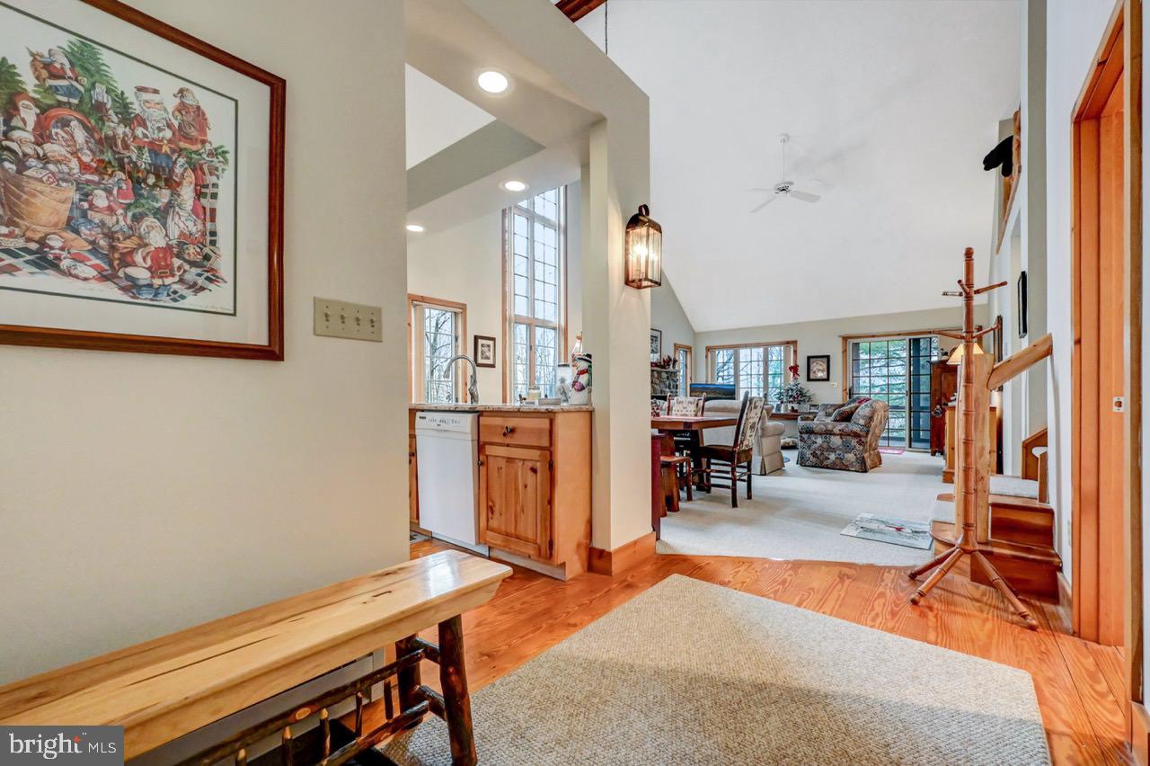 SNOW RIDGE VILLAGE - Residential