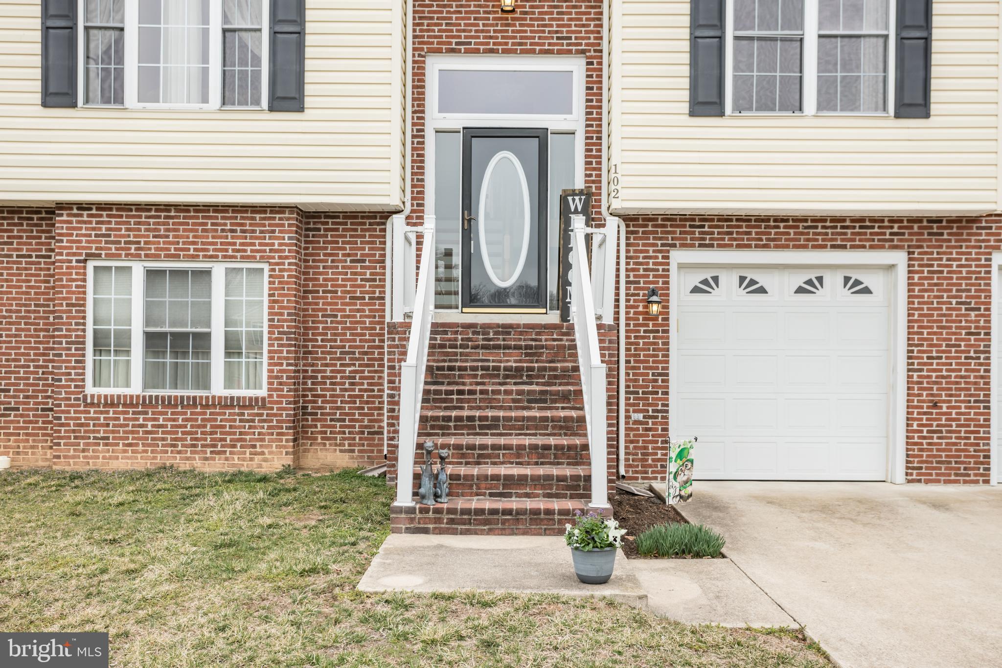 MOSBY STATION - Residential