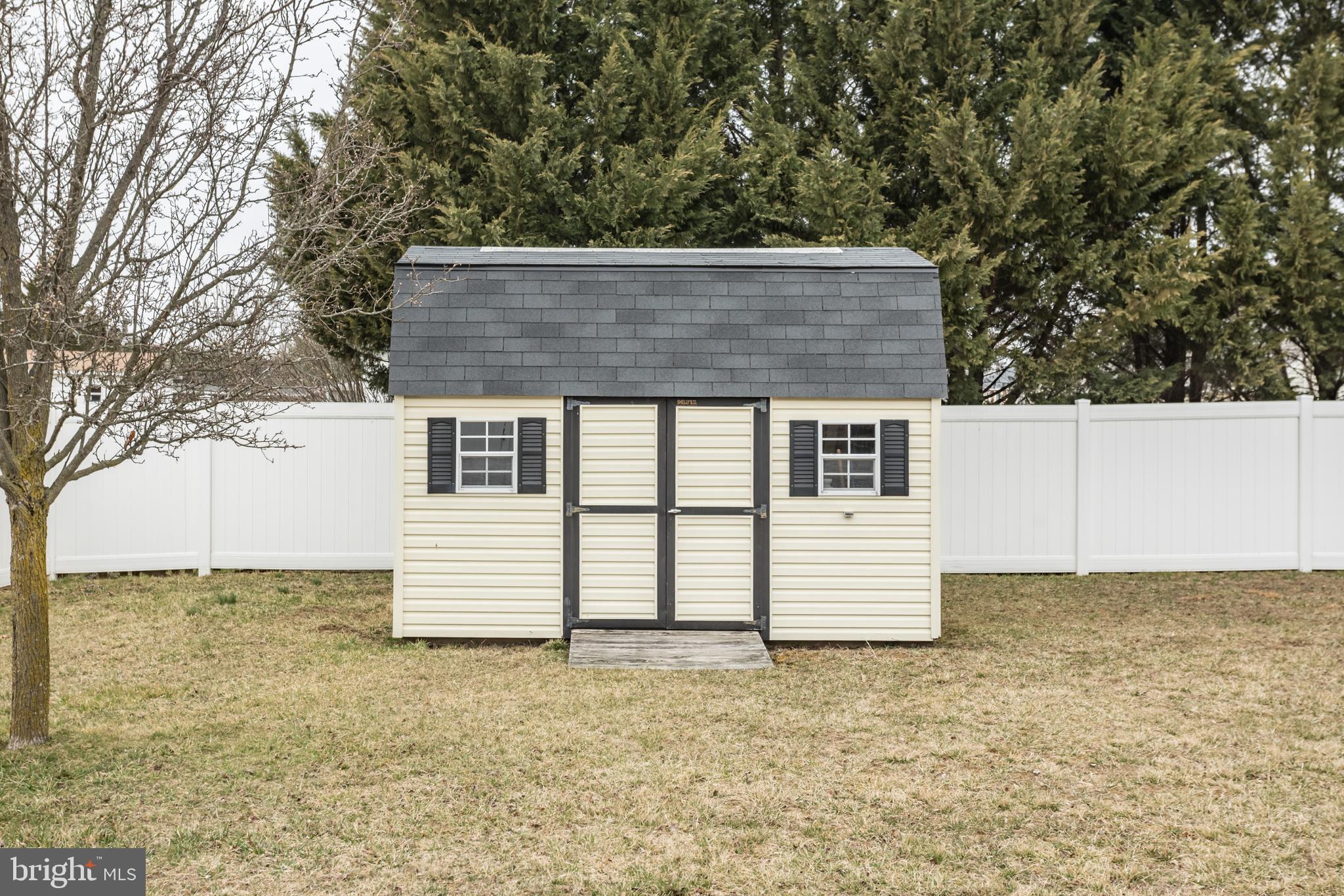 MOSBY STATION - Residential