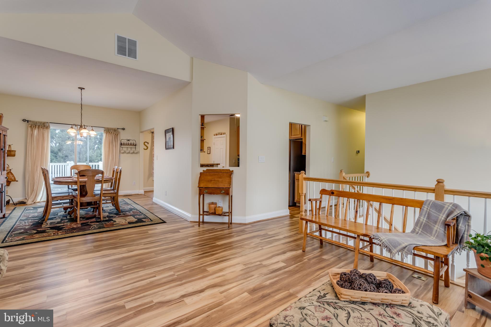 MOSBY STATION - Residential