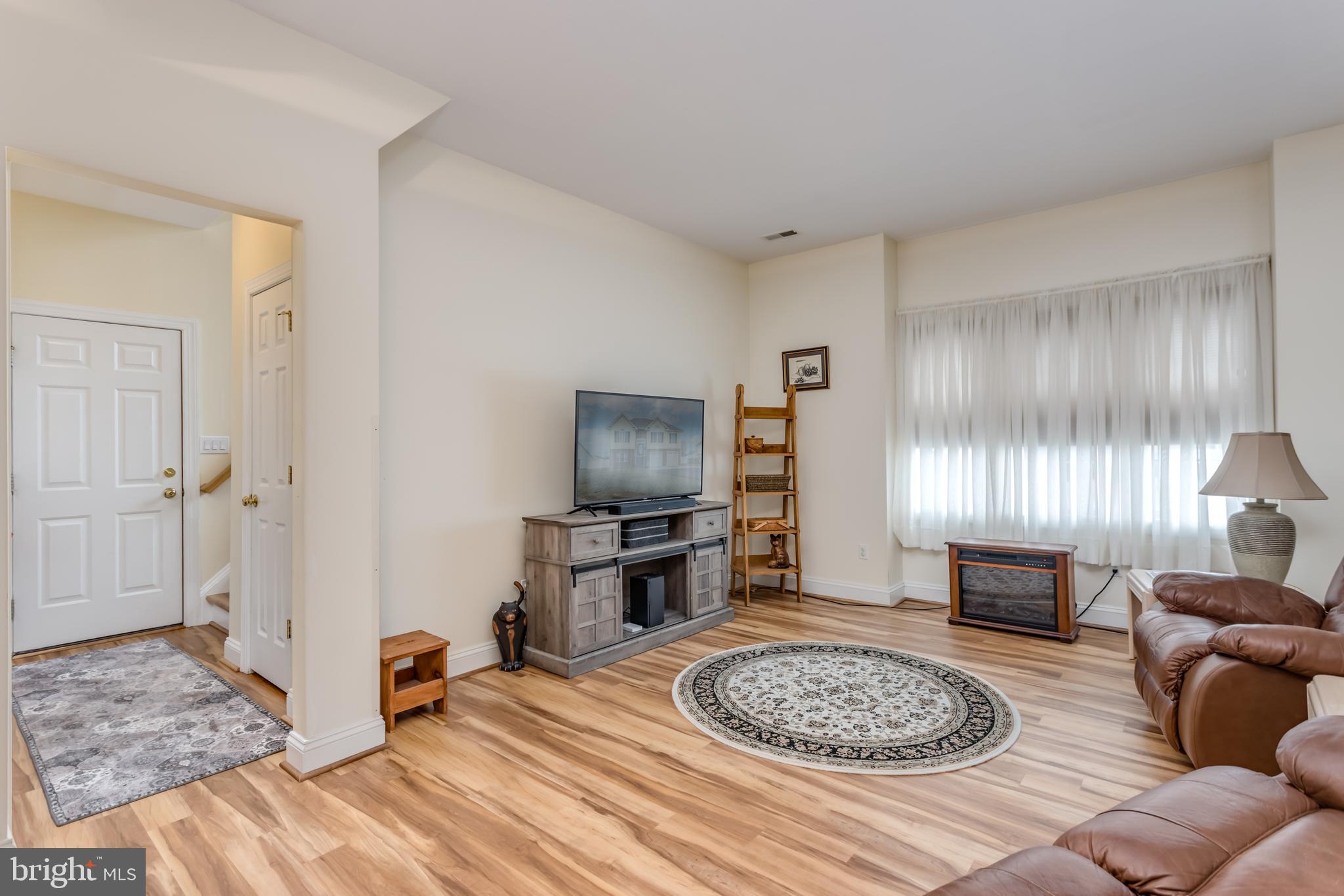 MOSBY STATION - Residential