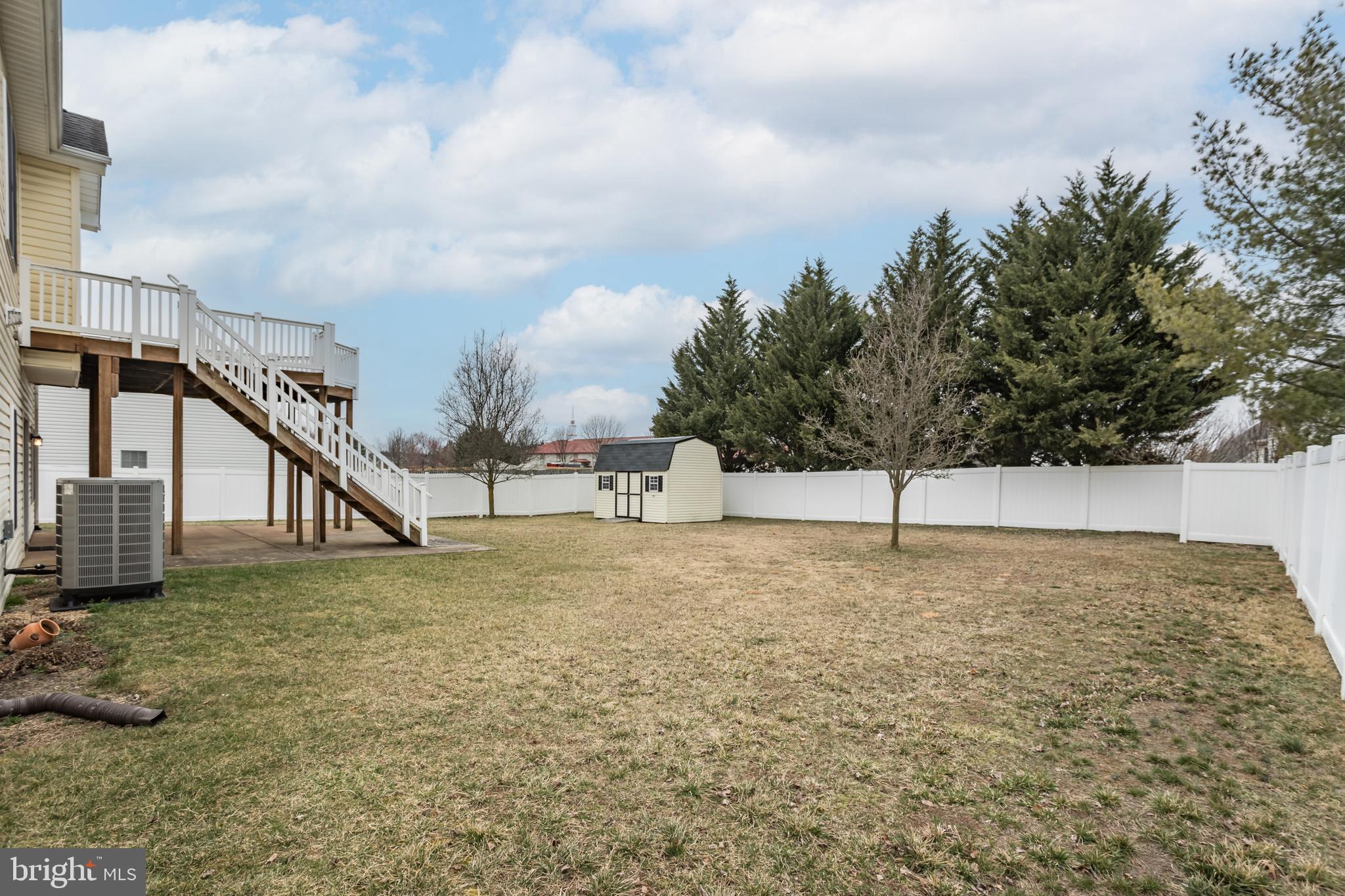 MOSBY STATION - Residential