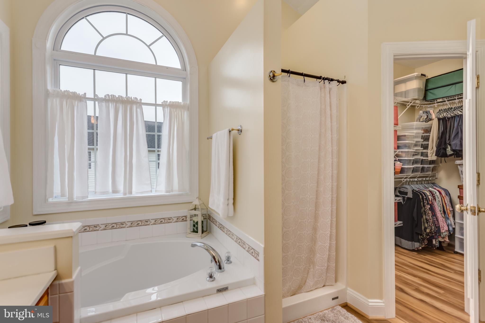 MOSBY STATION - Residential