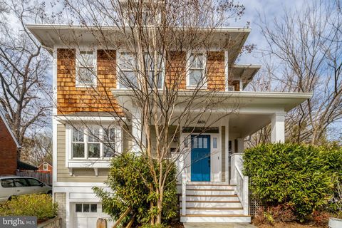 Homes For Sale - 3805 18th Street<br/> Arlington County, ARLINGTON, VA 22207