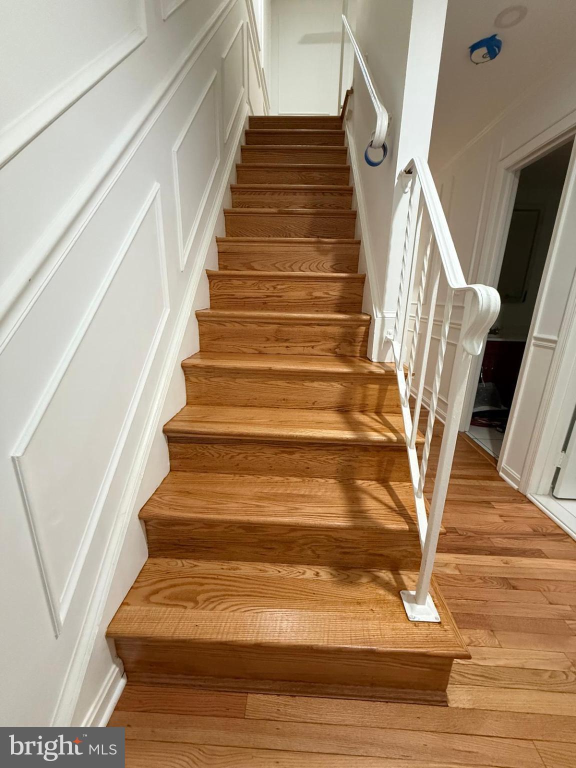 9525 GREENCASTLE LANE