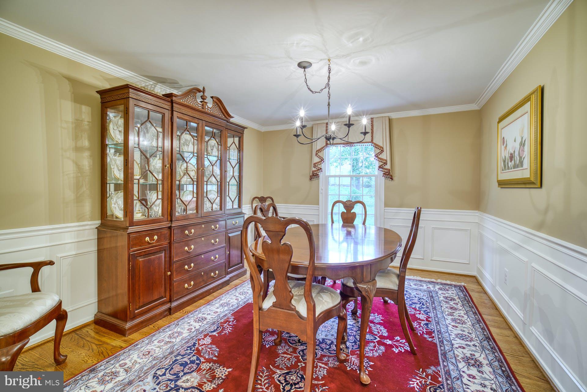 LONGWOOD KNOLLS - Residential