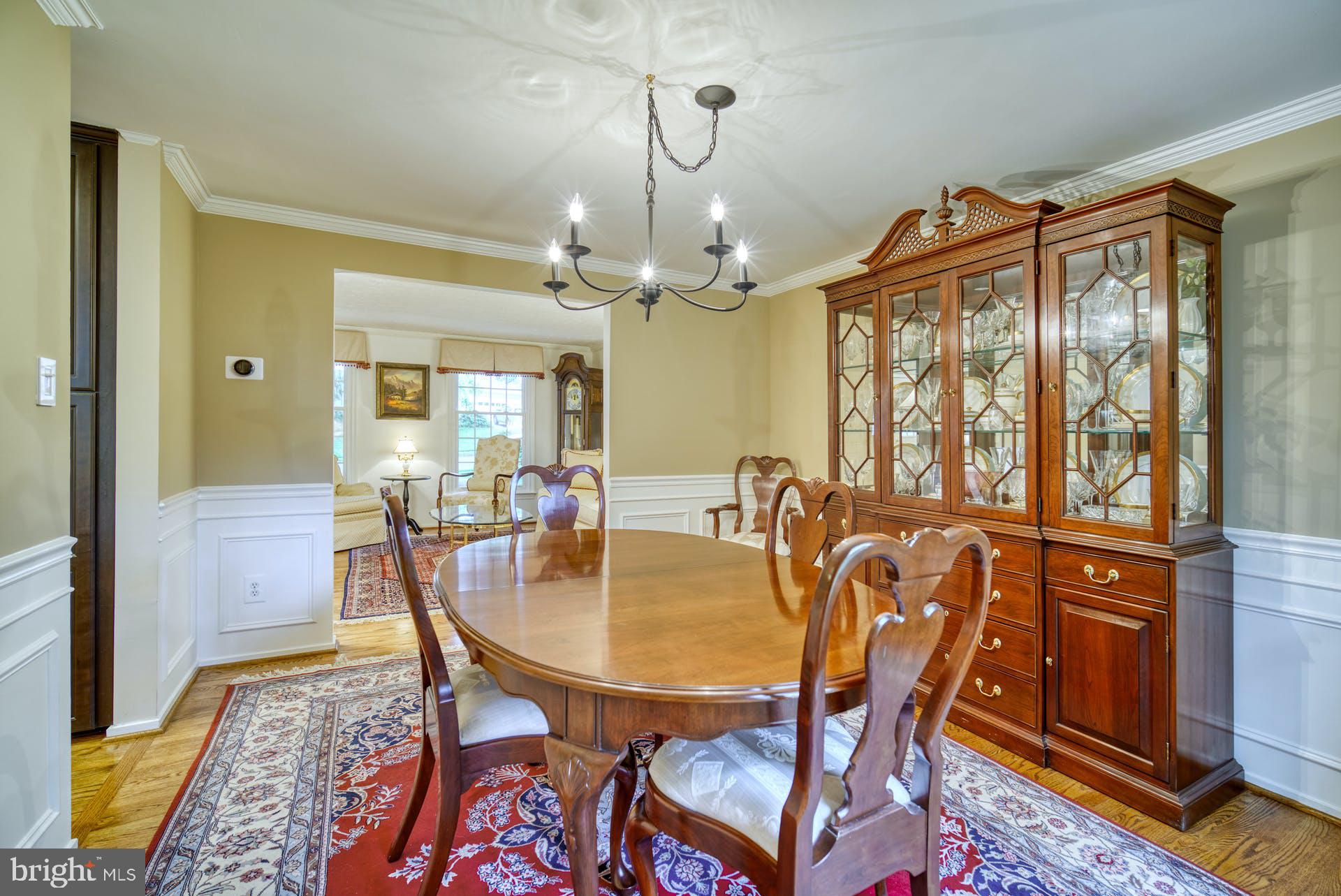 LONGWOOD KNOLLS - Residential