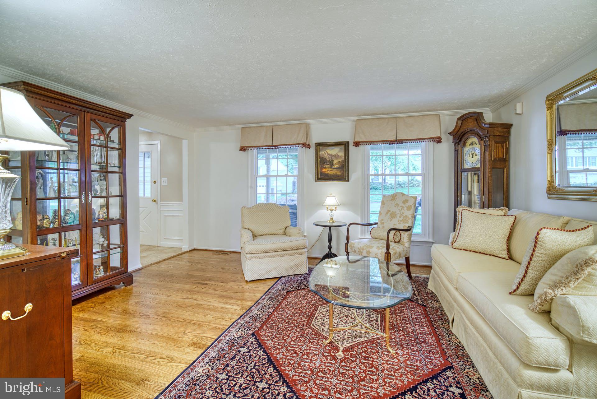 LONGWOOD KNOLLS - Residential