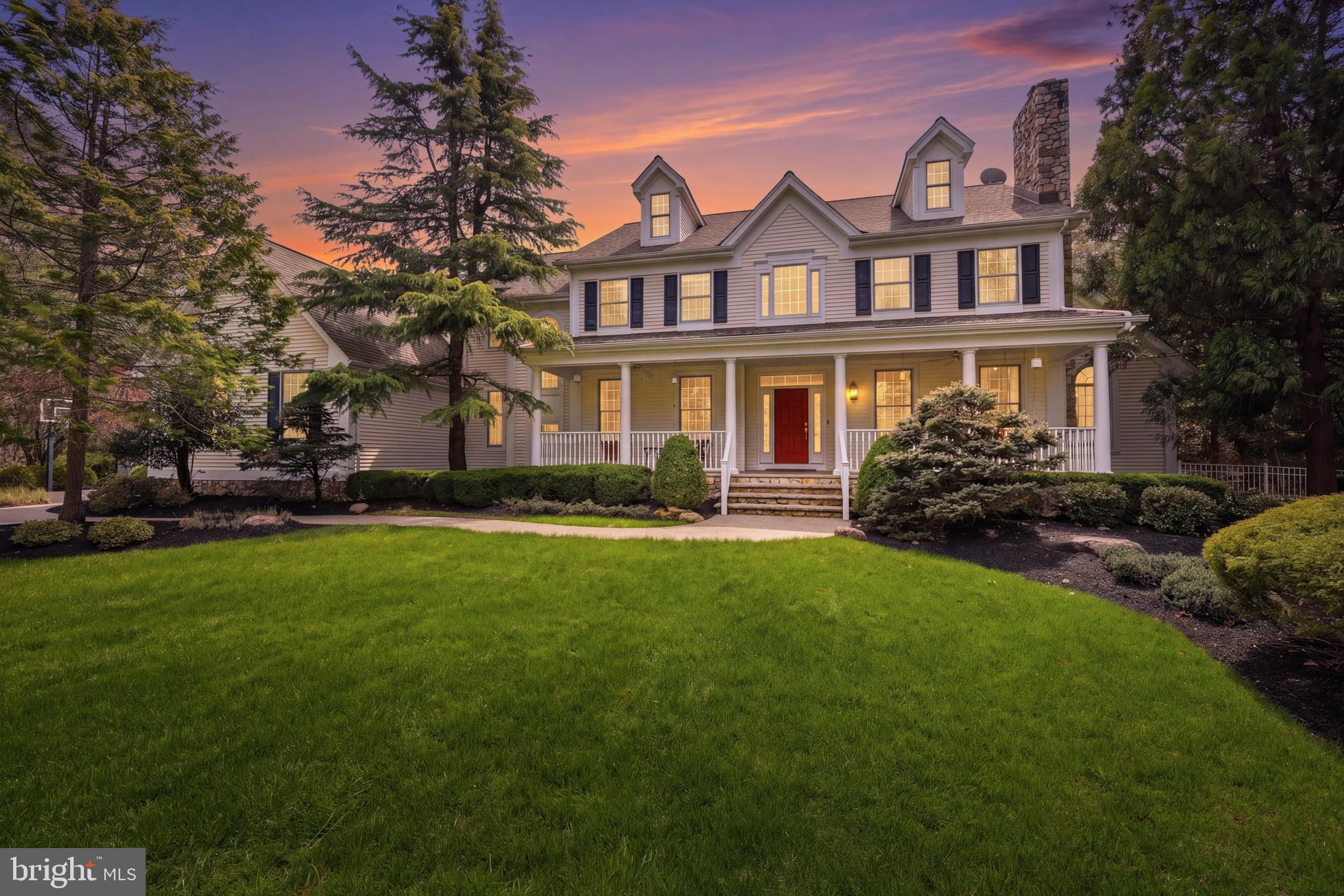 3 CLIFF SWALLOW DRIVE