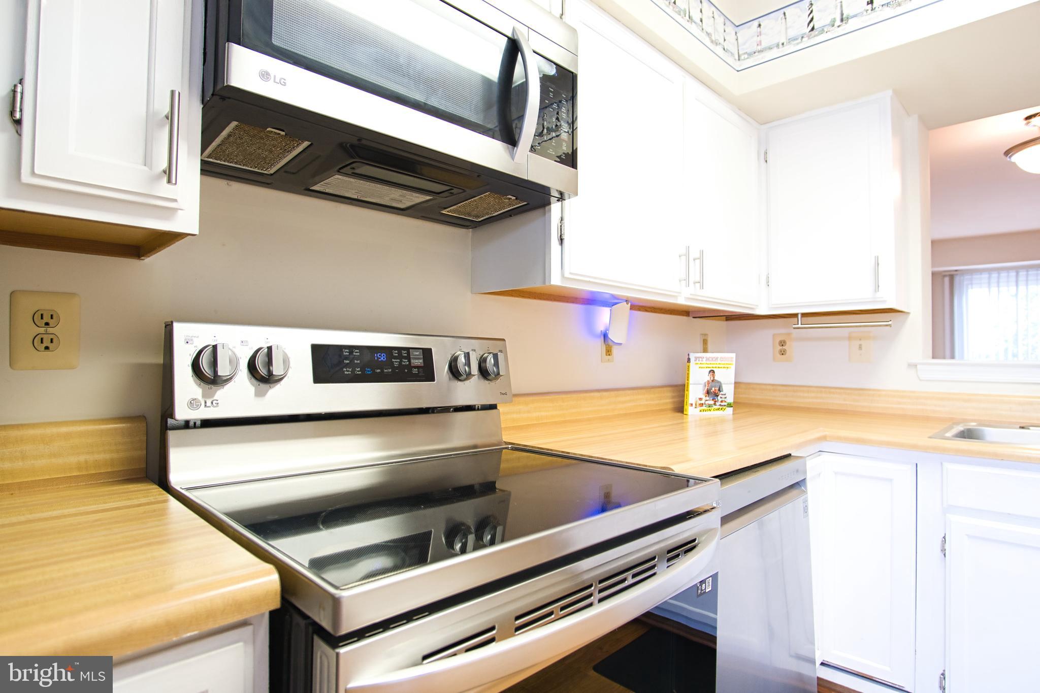 STONEY BEACH - Residential