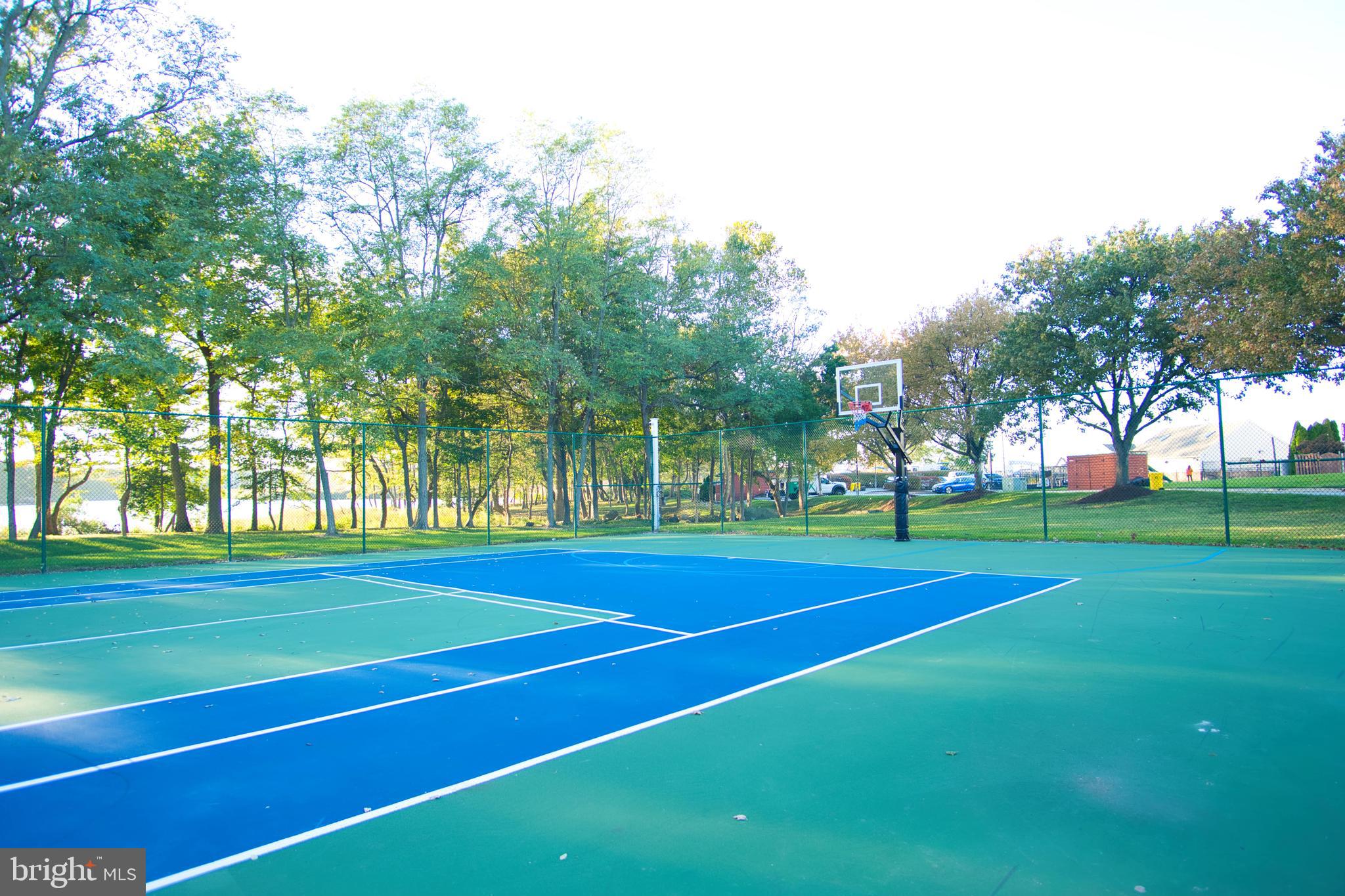 STONEY BEACH - Residential