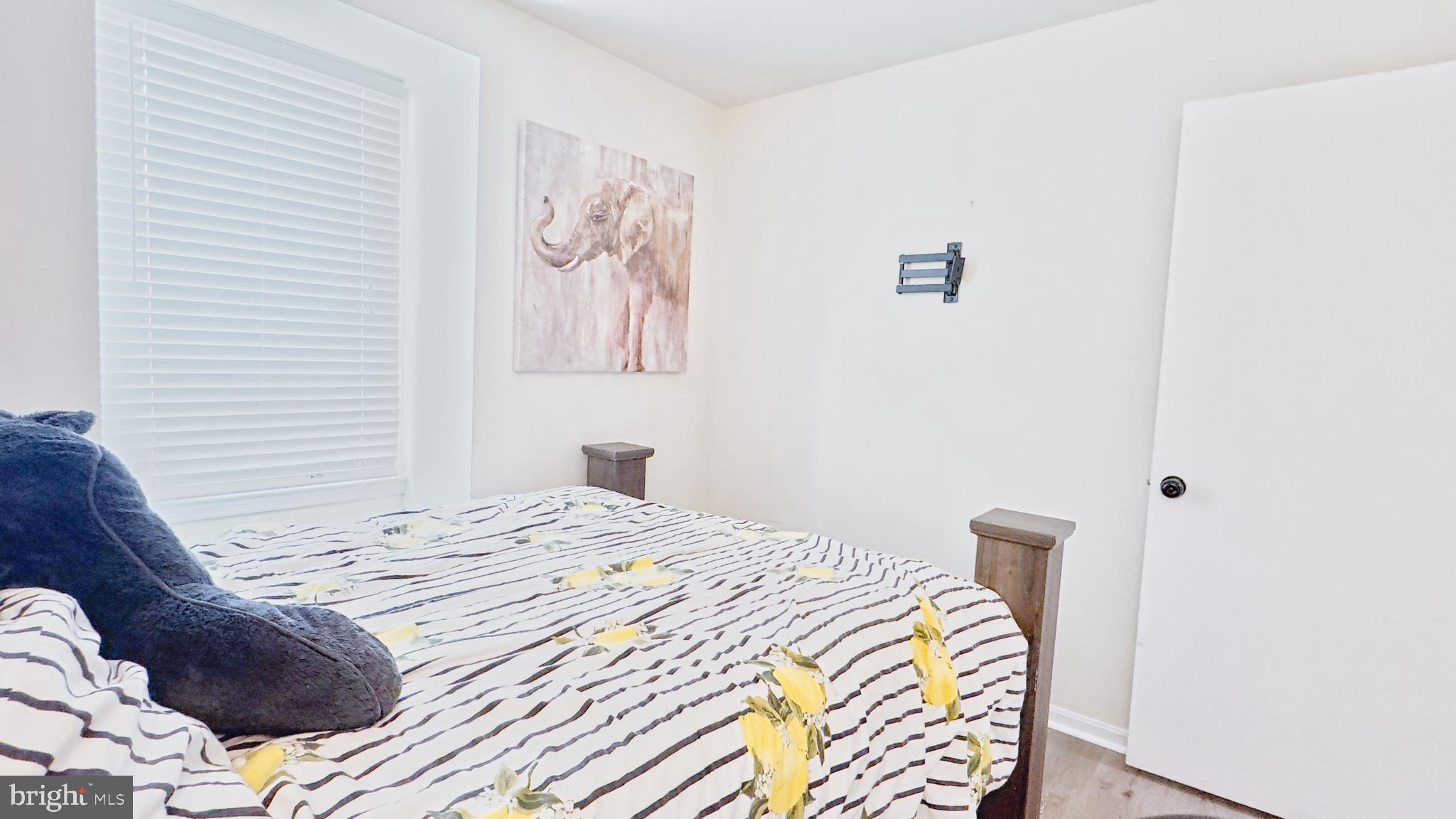 STONEY BEACH - Residential