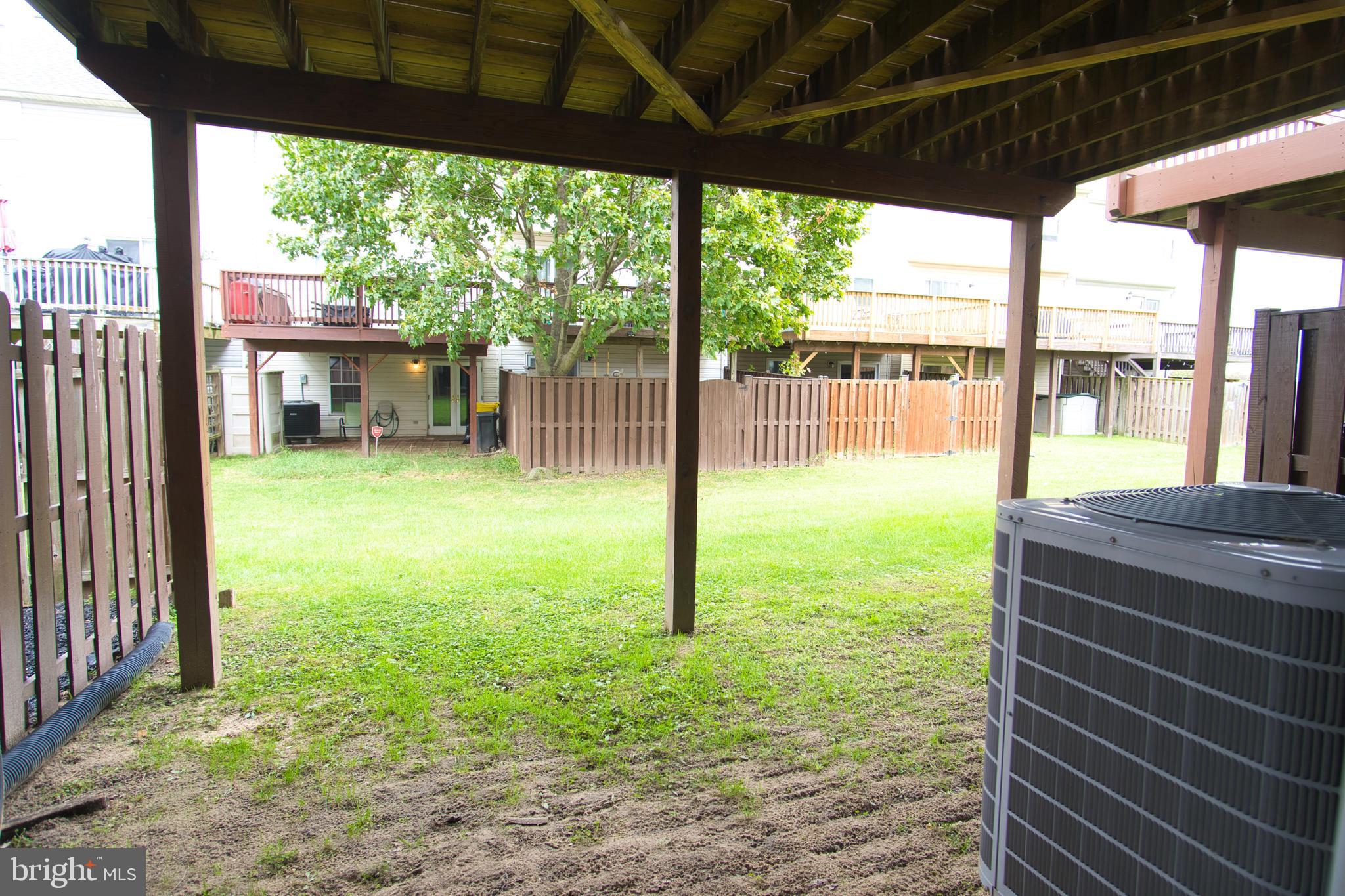 STONEY BEACH - Residential