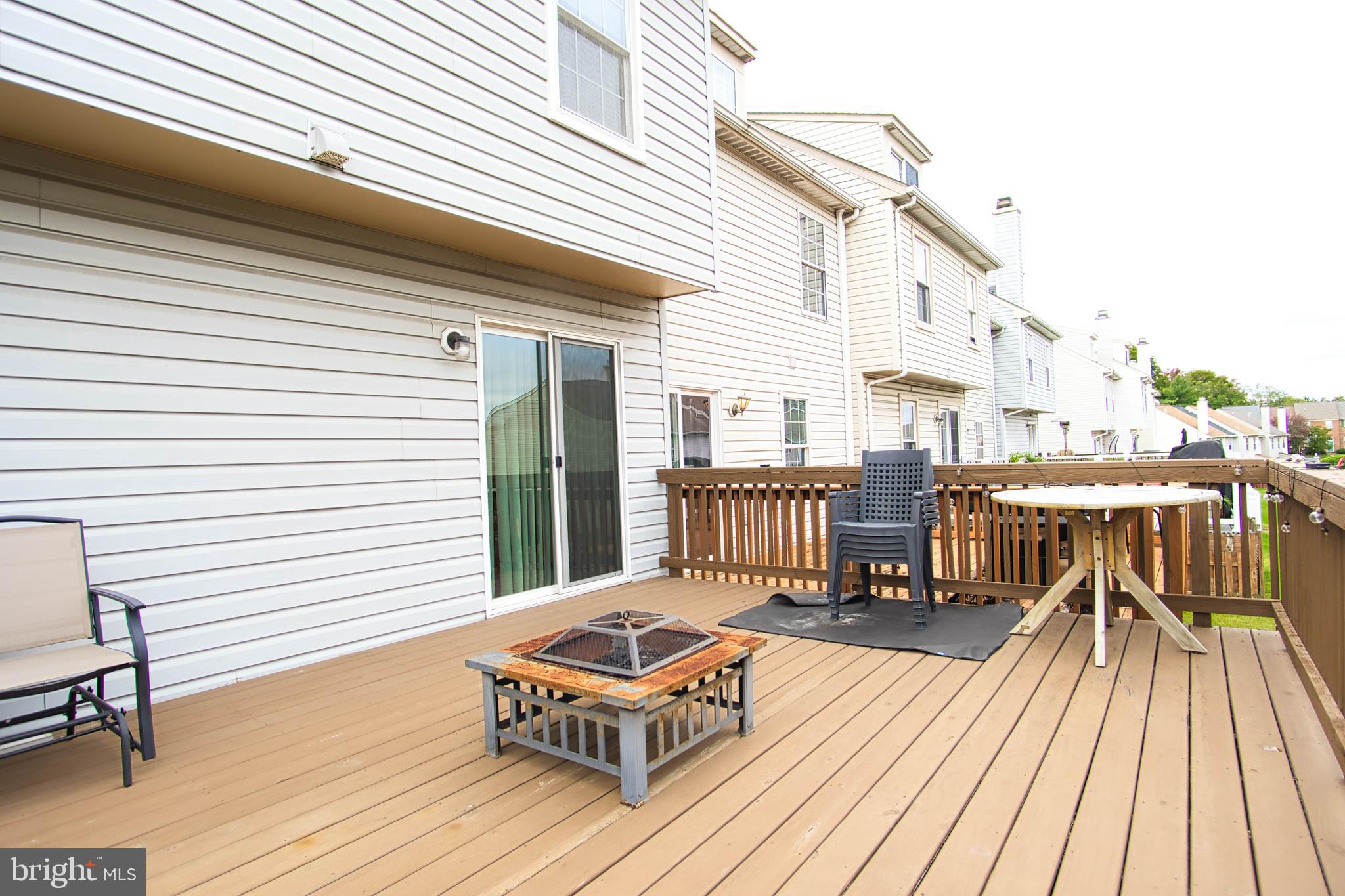 STONEY BEACH - Residential