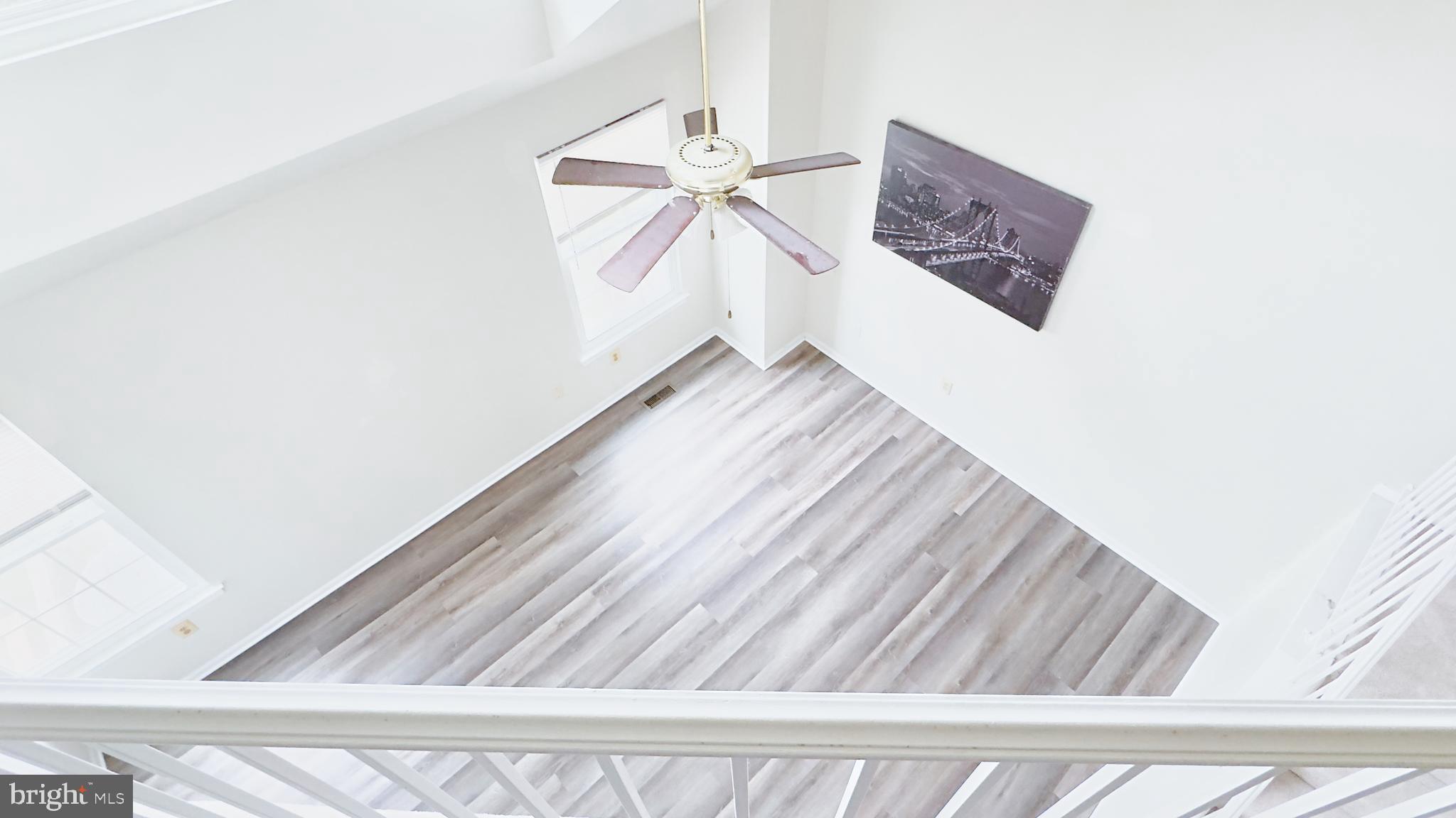 STONEY BEACH - Residential