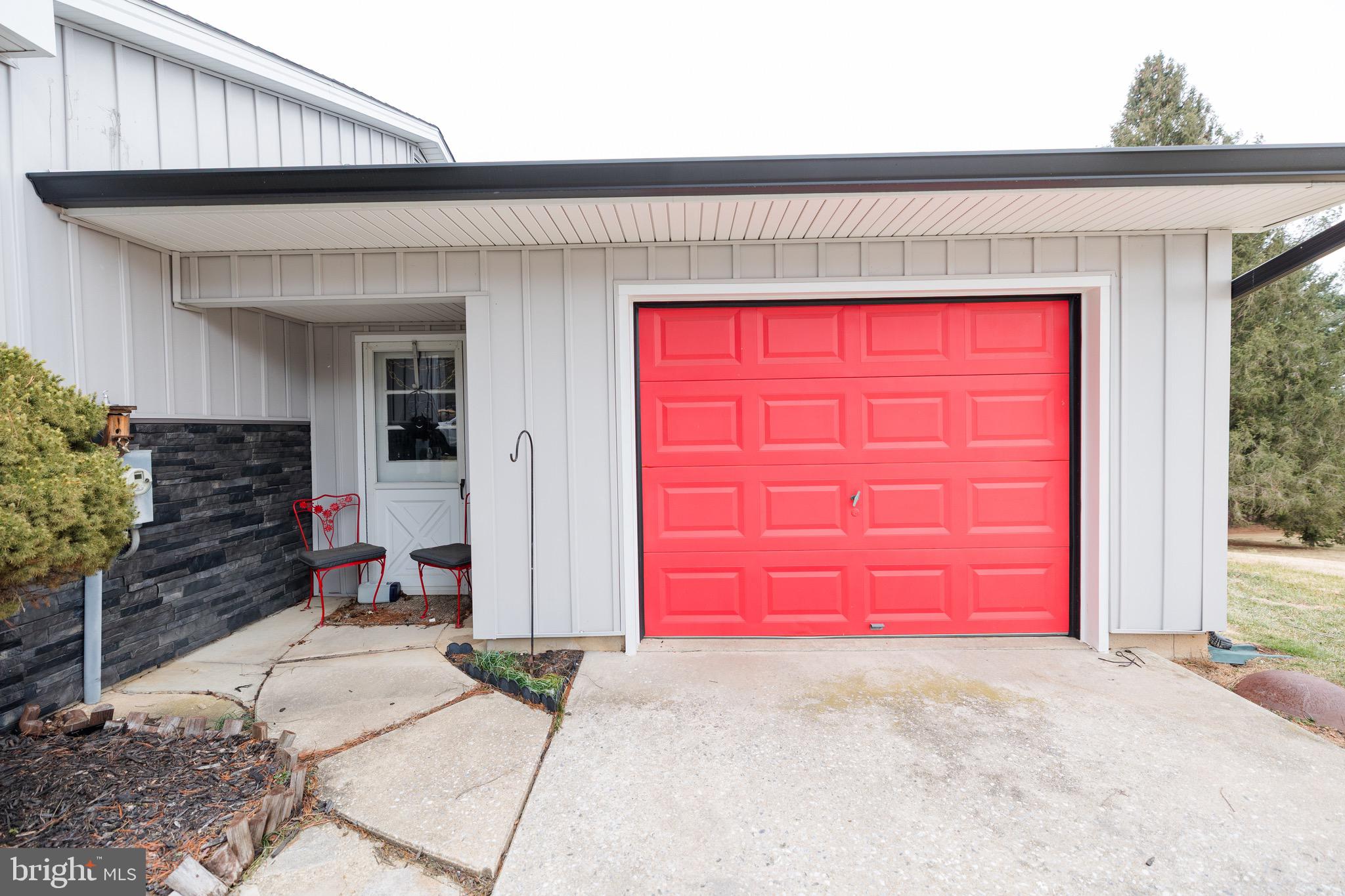 KEMPFIELD - Residential