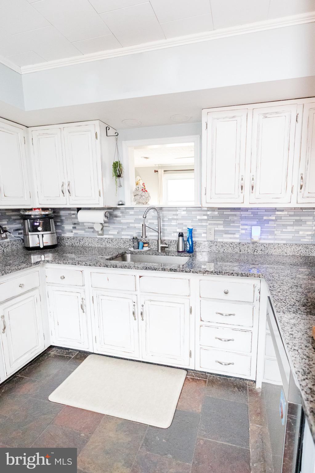 KEMPFIELD - Residential