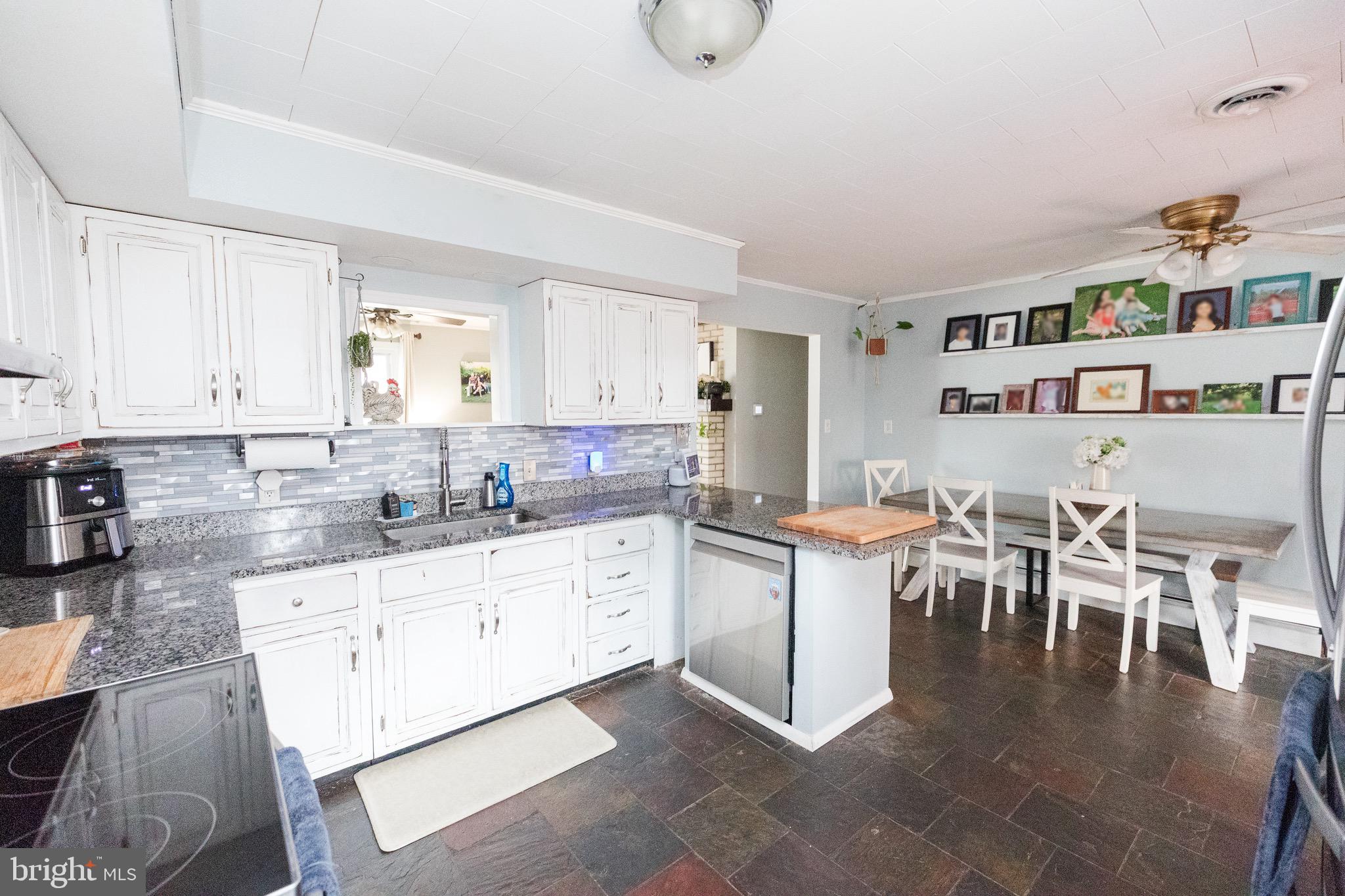 KEMPFIELD - Residential