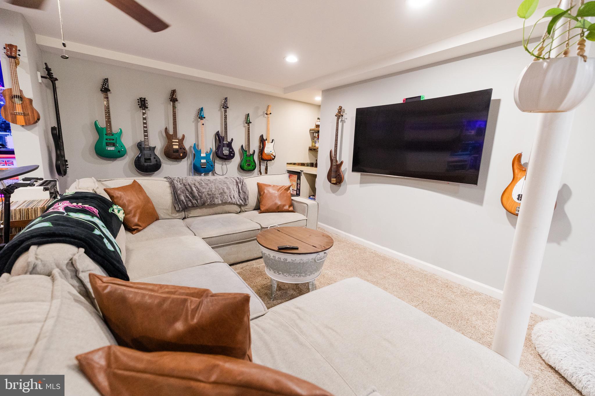 KEMPFIELD - Residential