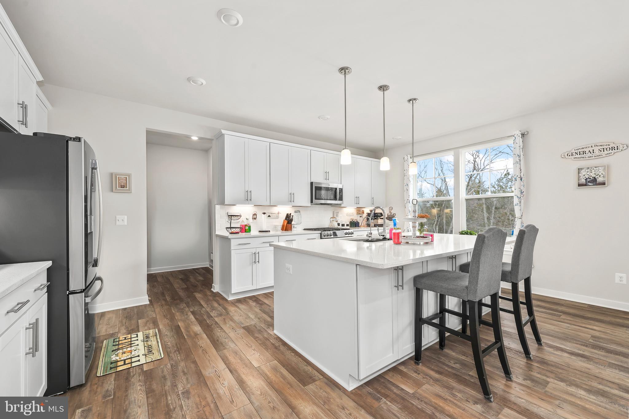 SENSENY VILLAGE - Residential