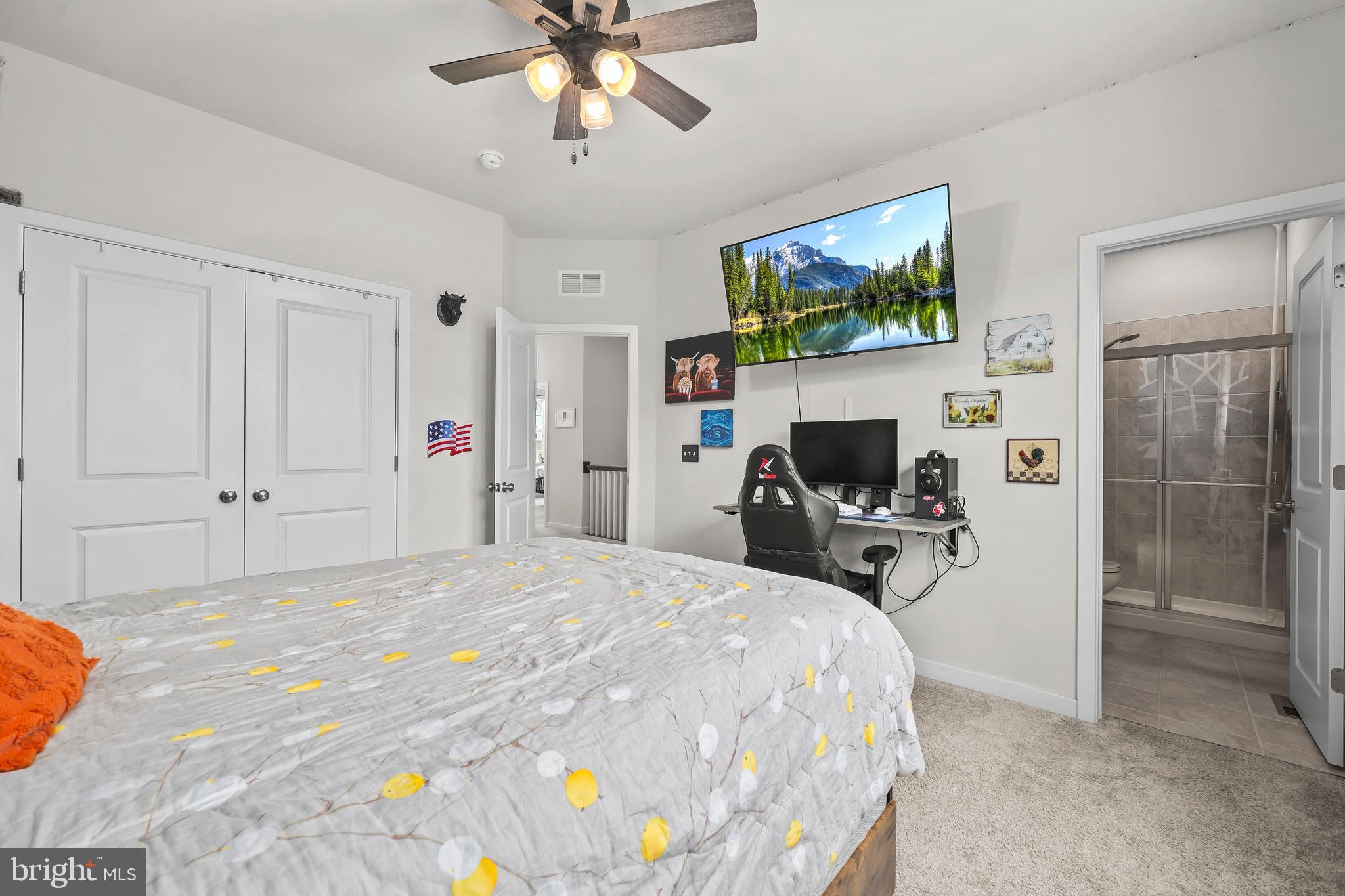 SENSENY VILLAGE - Residential