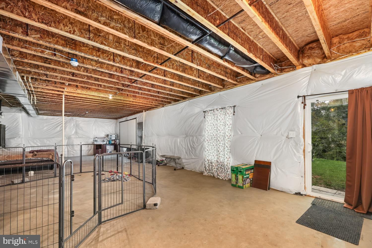 SENSENY VILLAGE - Residential