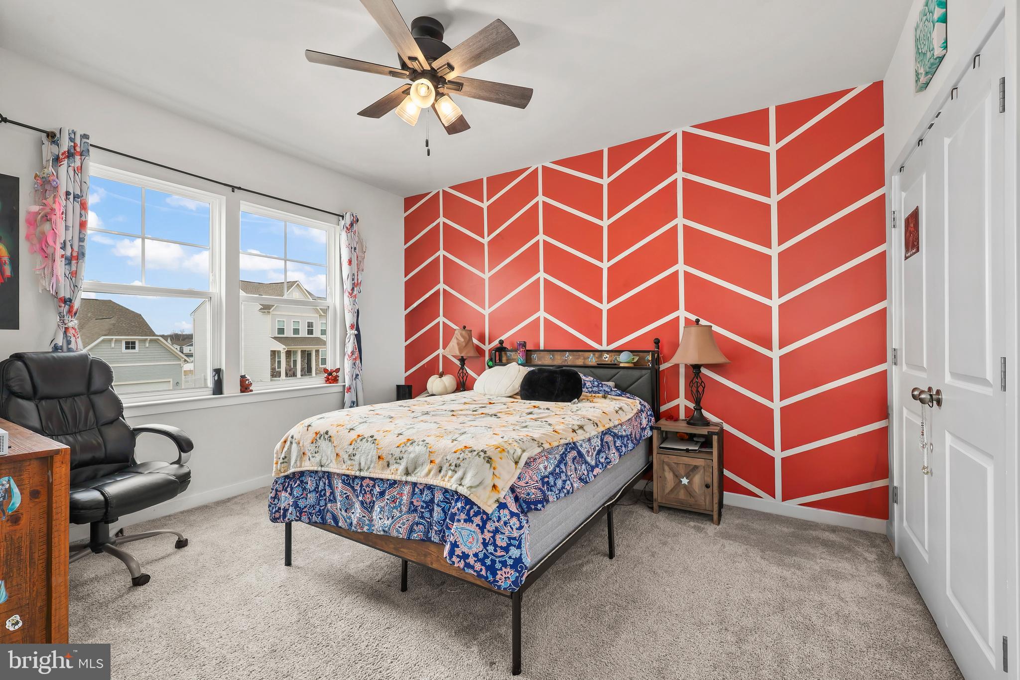 SENSENY VILLAGE - Residential