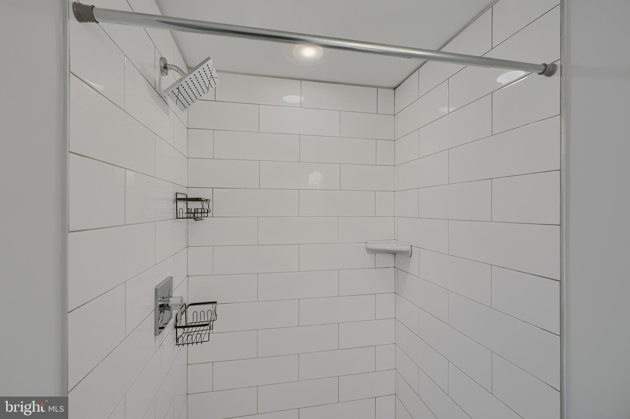 FEDERAL HILL HISTORIC DISTRICT - Residential Lease