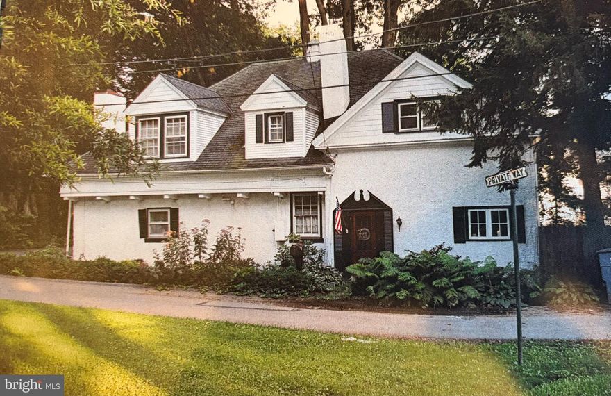 Exceptional opportunity for this charming one-of-a-kind carriage home within the highly sought and rarely available Stratford Village location. Premium private lot walkable to Strafford Train and all that Wayne has to offer. Offering 4 bedrooms/2.5 baths and all the character lacking in new construction, this home is situated in the highly ranked Trefyffrin/Eastown School District. A rare house residence in the heart of Wayne’s most walkable enclave.  This handcrafted home blends historic charm with effortless living featuring extensive hardwood flooring, sun-filled rooms, and a versatile floor plan    This may be your next treasured homestead.