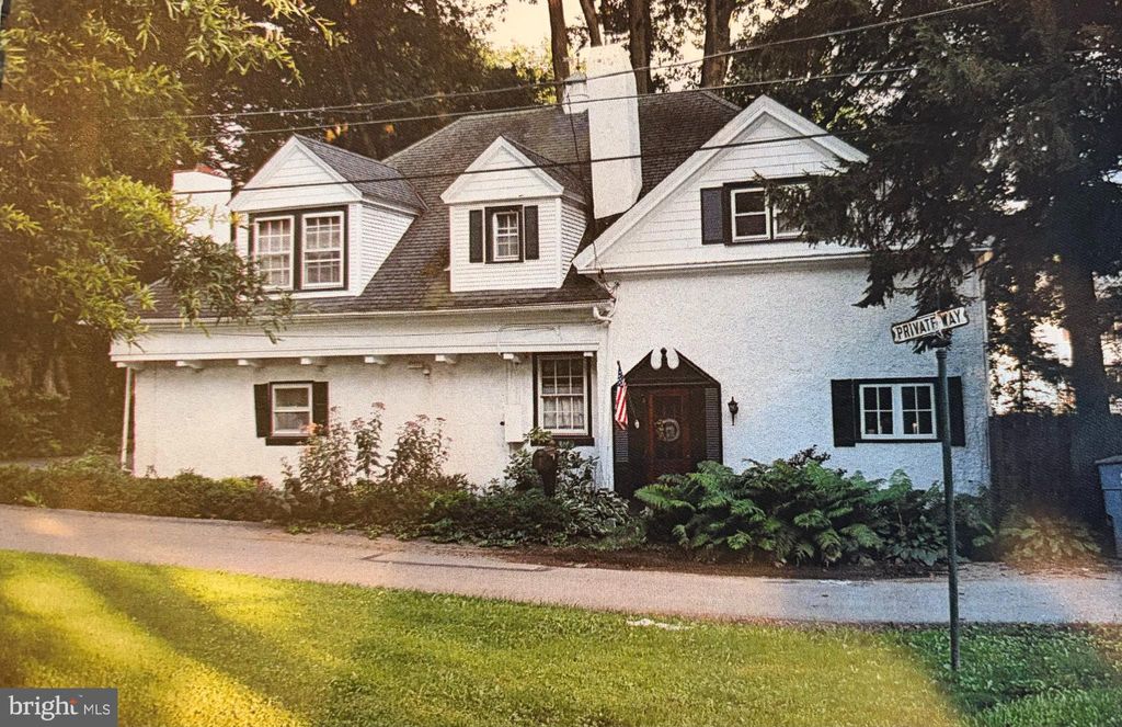 Photo of 1 Private Way, WAYNE, PA 19087 (MLS # PACT2114782)