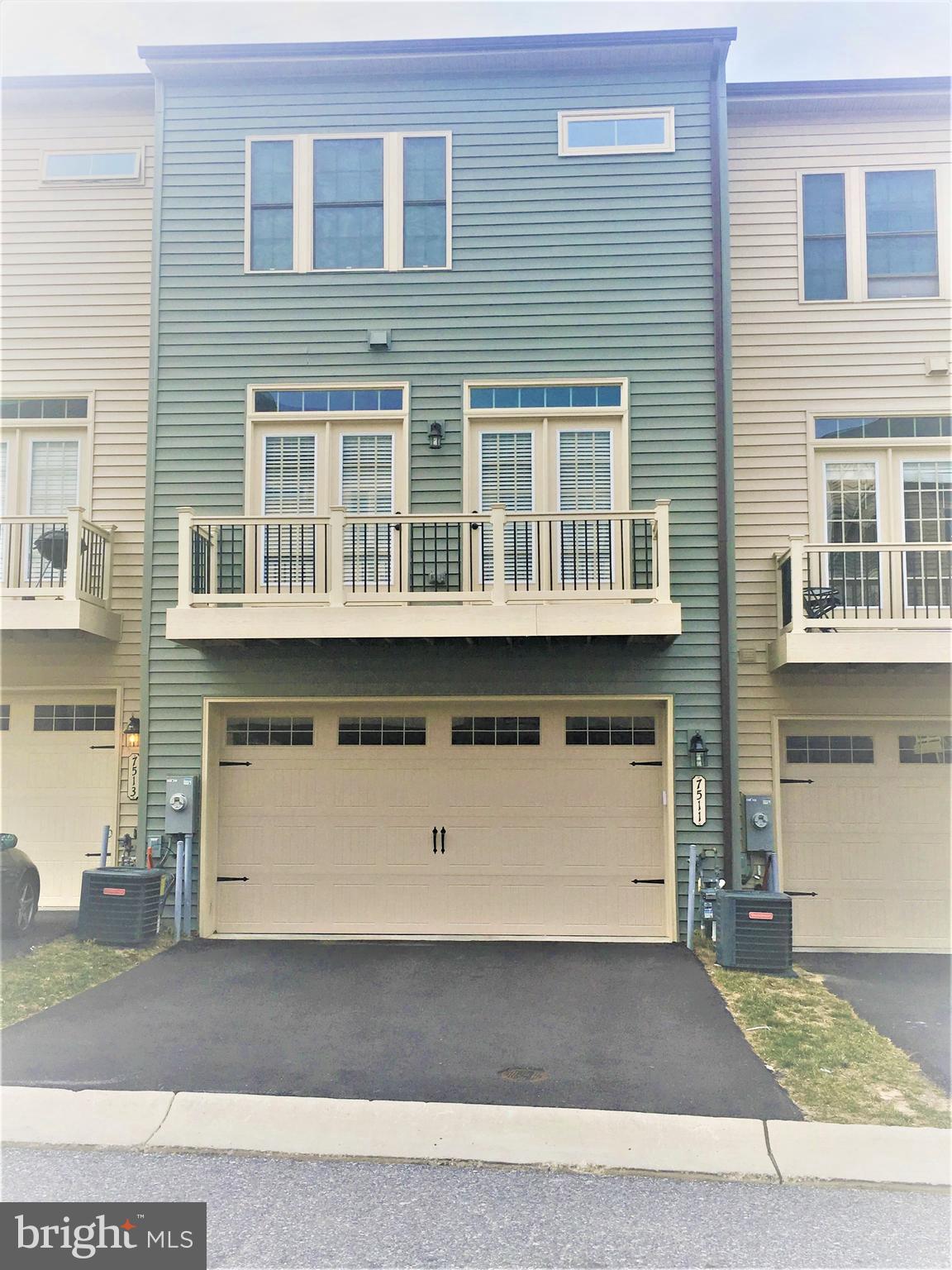 PARKSIDE - Residential