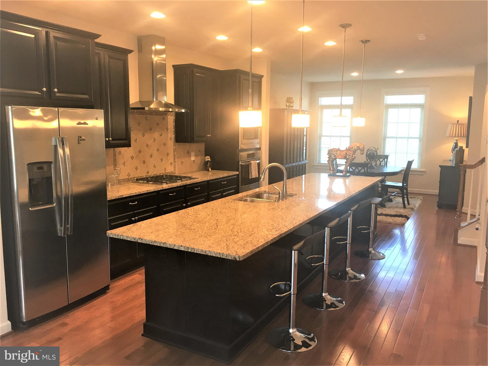 PARKSIDE - Residential