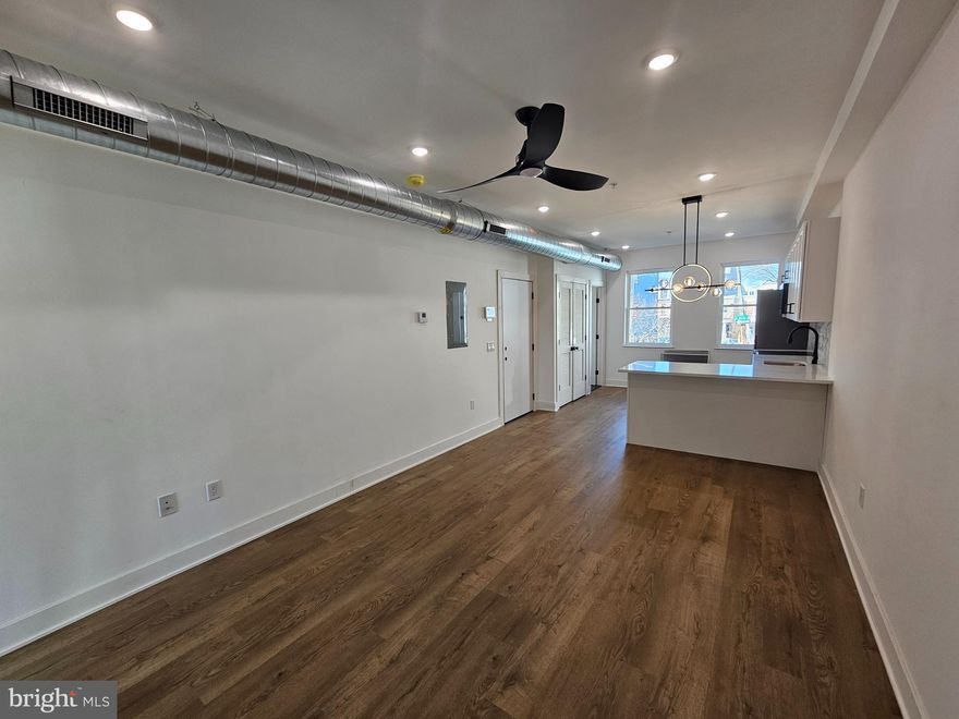 Live at 2234 Frankford Ave, a brand-new 1-bedroom apartment in the heart of Fishtown! Located directly on Frankford Ave, across from Circle Thrift, this modern unit offers spacious living with high-end finishes. Enjoy wood floors, stainless steel appliances, central air, and the convenience of an in-unit washer and dryer. With trendy shops, restaurants, and public transportation just steps away, this is the perfect spot to experience all that Fishtown has to offer. Don’t miss out—schedule your showing today!