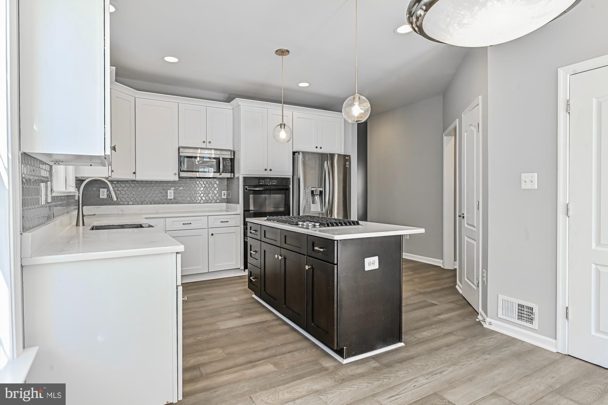 CLOISTERS OF FAIRFAX - Residential