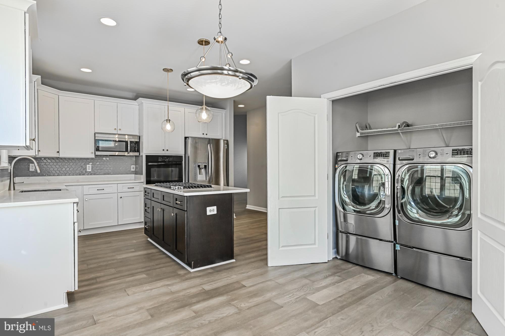 CLOISTERS OF FAIRFAX - Residential