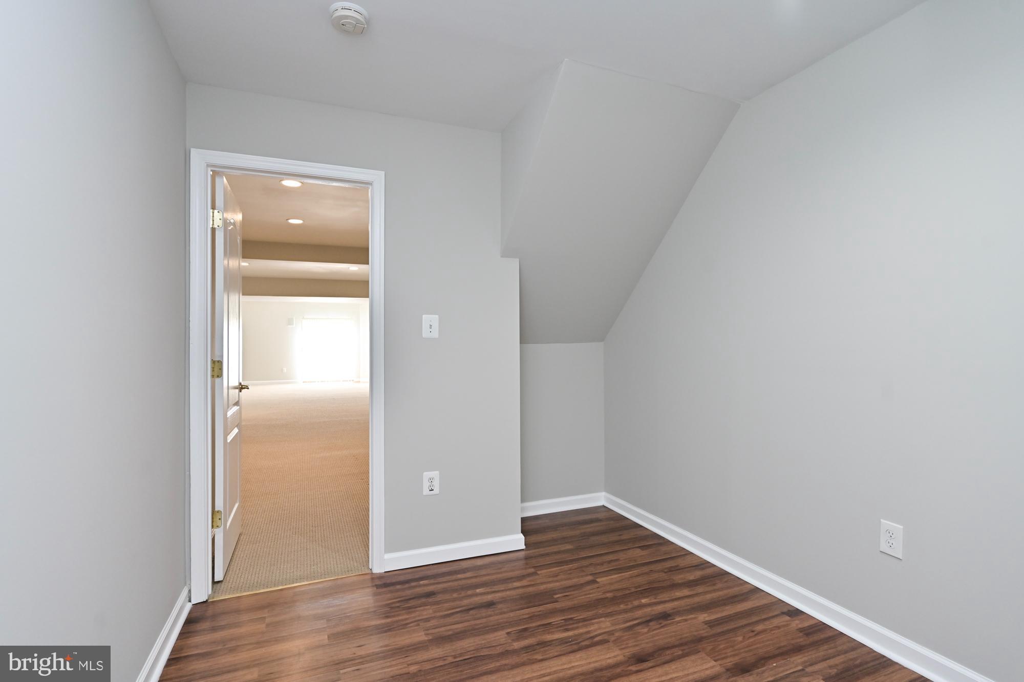 CLOISTERS OF FAIRFAX - Residential