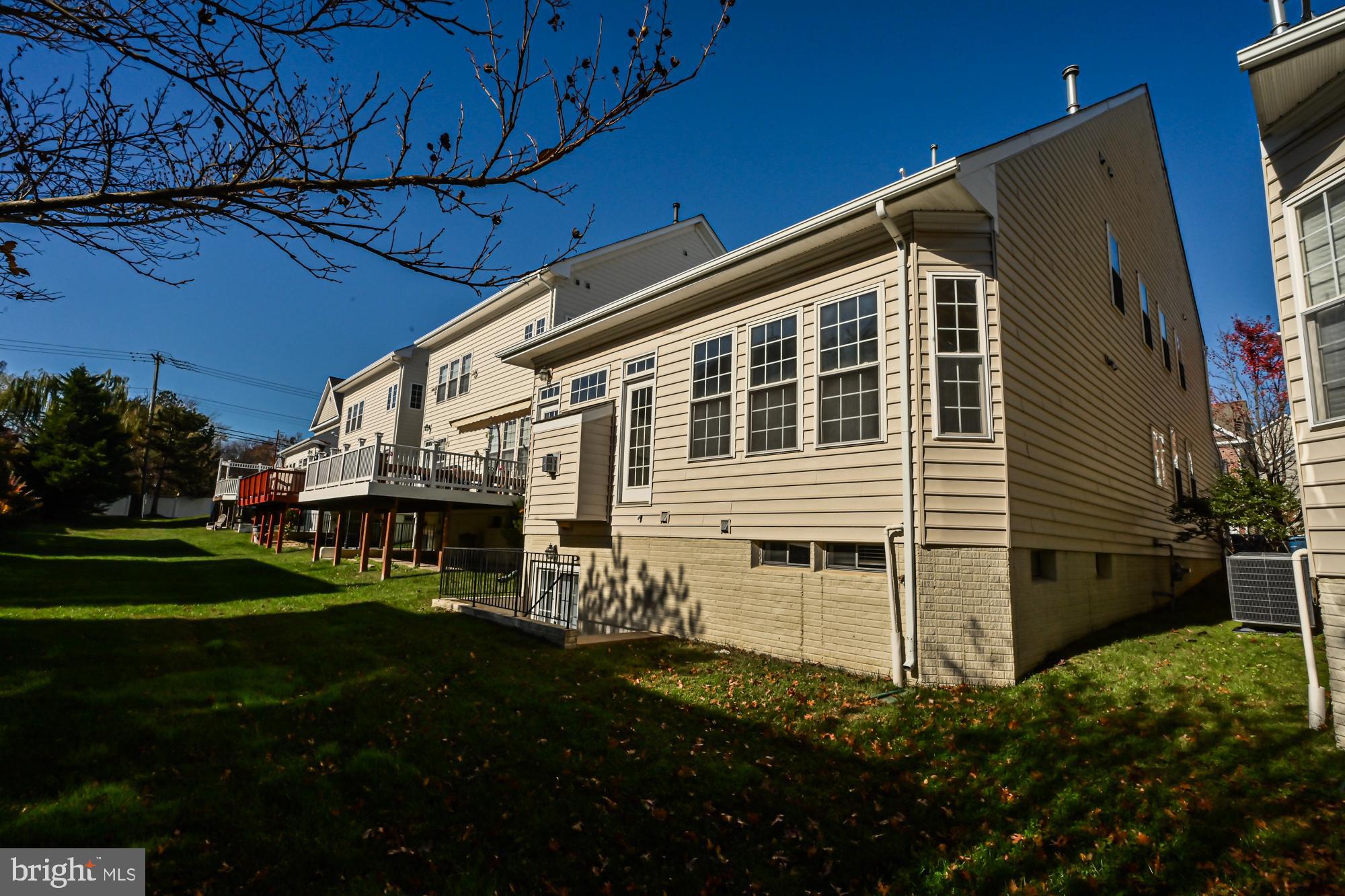 CLOISTERS OF FAIRFAX - Residential