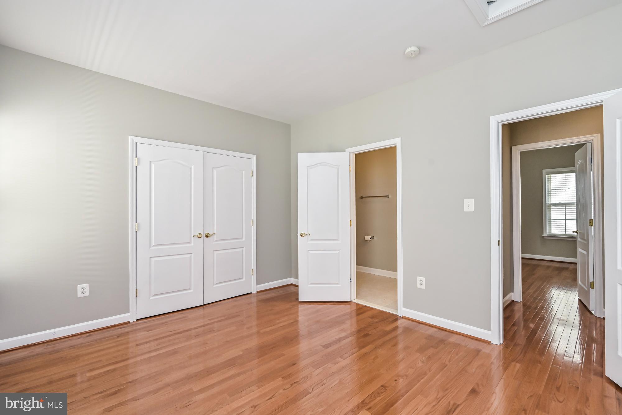 CLOISTERS OF FAIRFAX - Residential