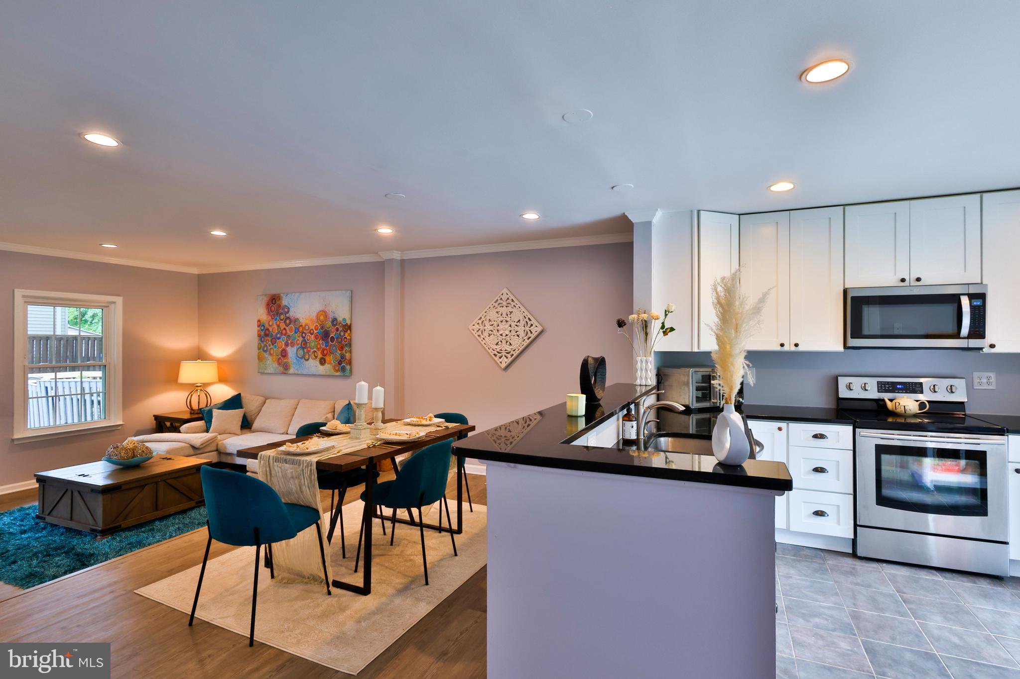 50 CHERRY BEND COURT