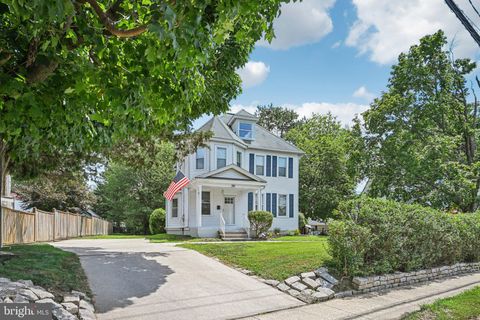 207 NE ATLANTIC AVENUE MAGNOLIA NJ 08049