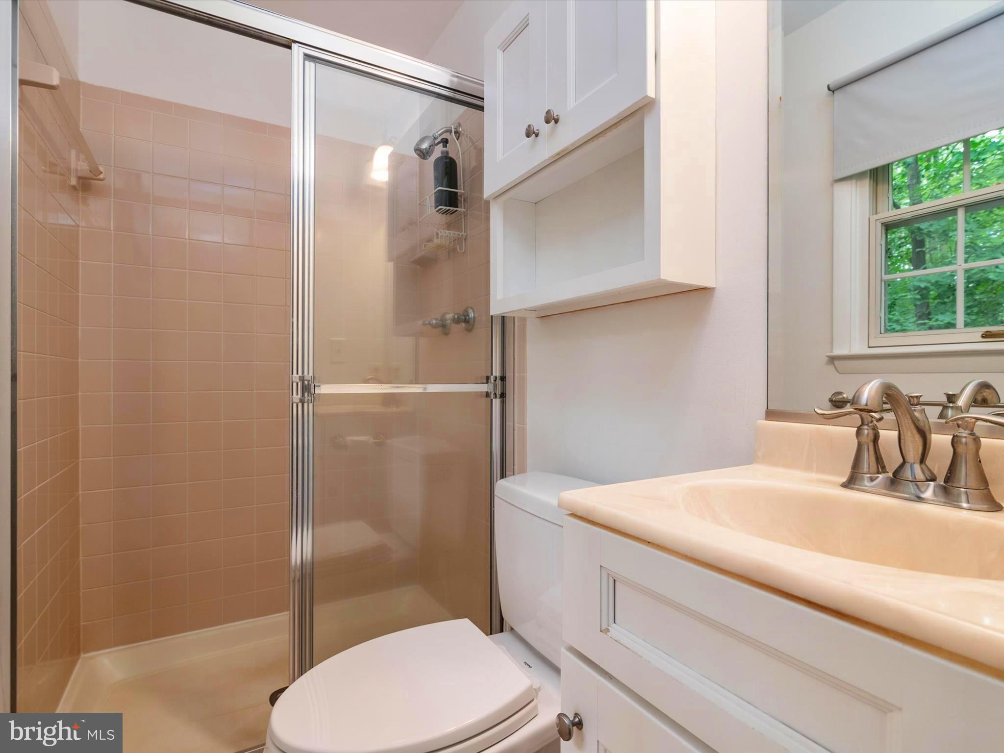 HALLMARK WOODS - Residential