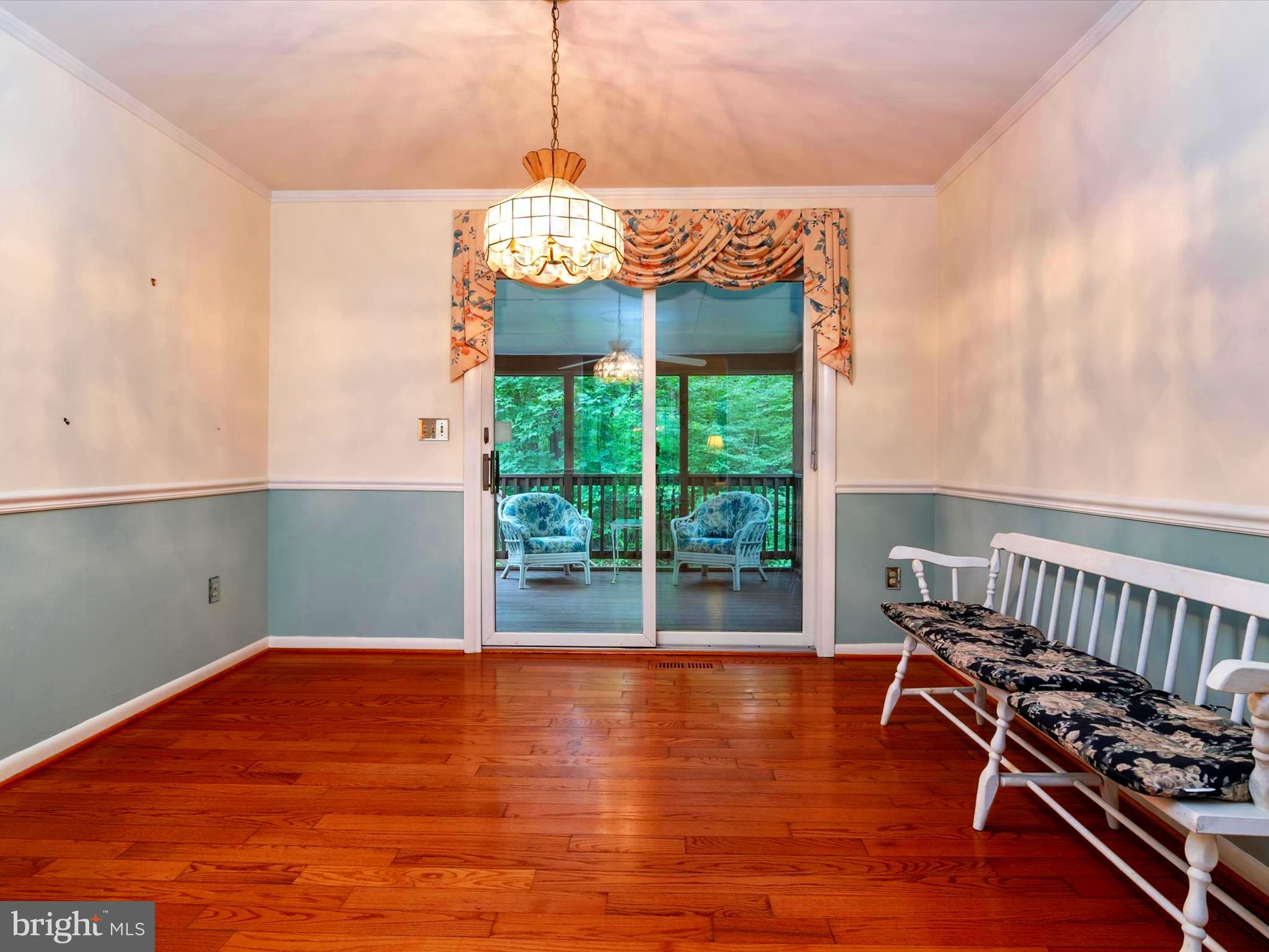 HALLMARK WOODS - Residential