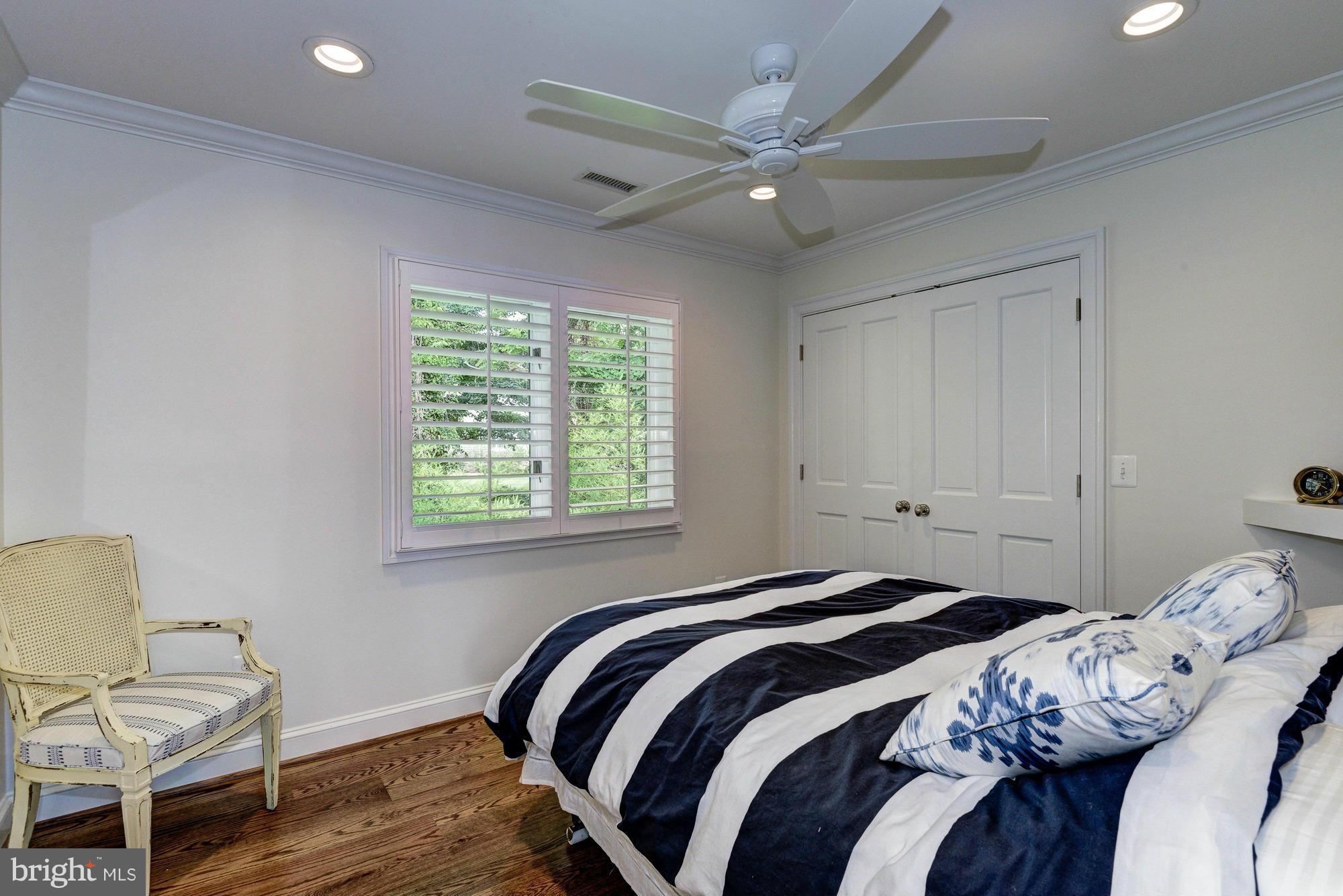 WILD ROSE SHORES - Residential