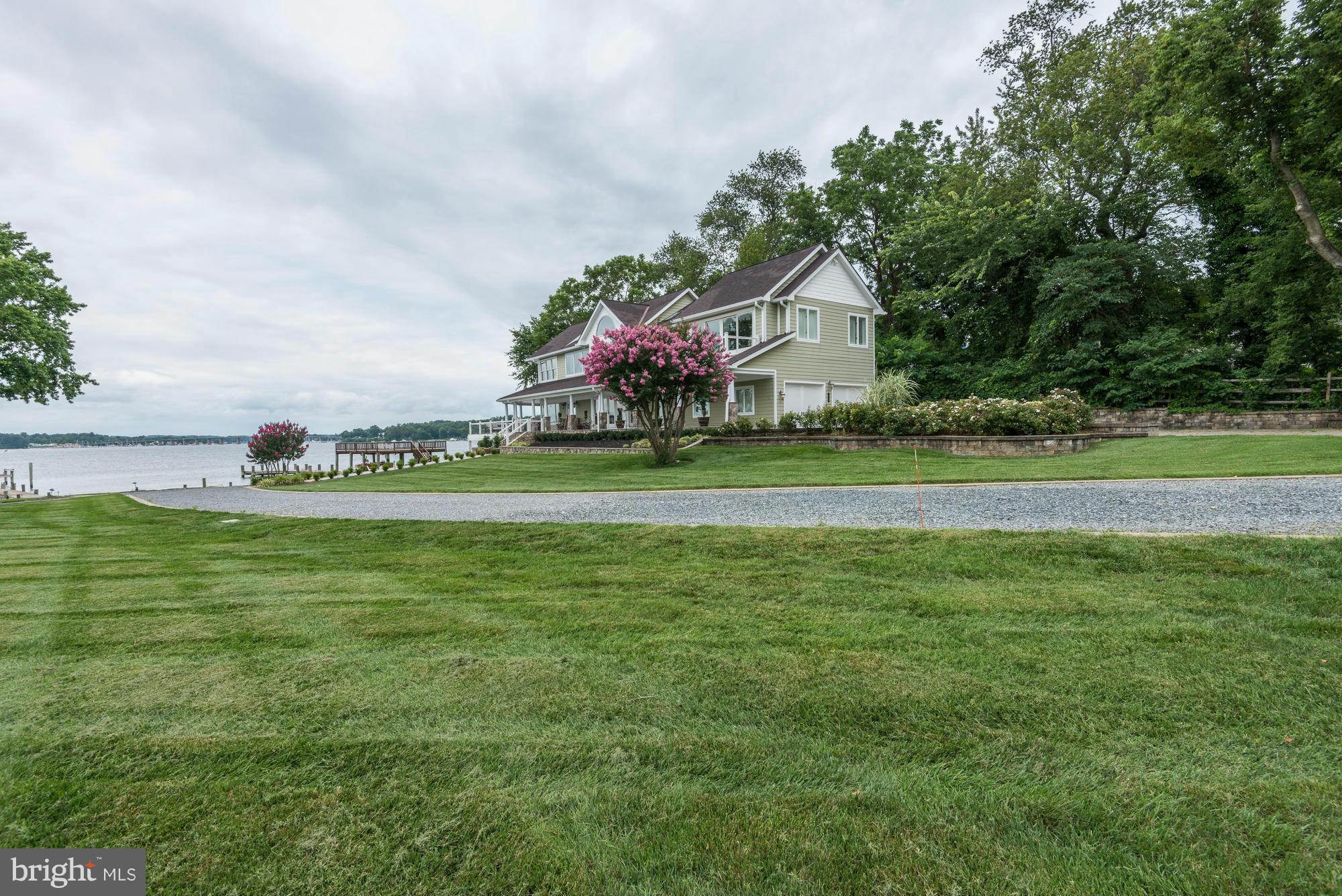 WILD ROSE SHORES - Residential