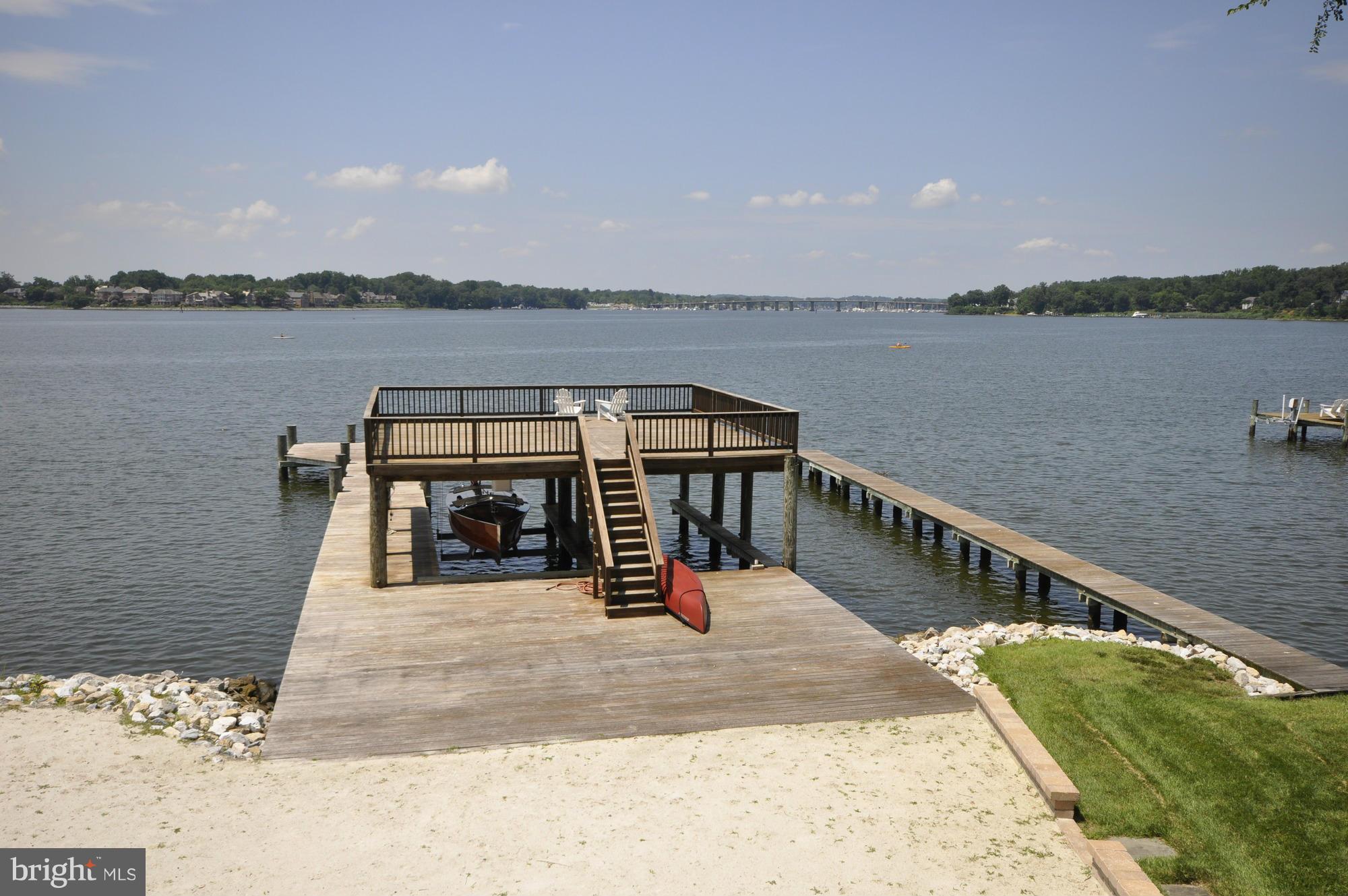 WILD ROSE SHORES - Residential