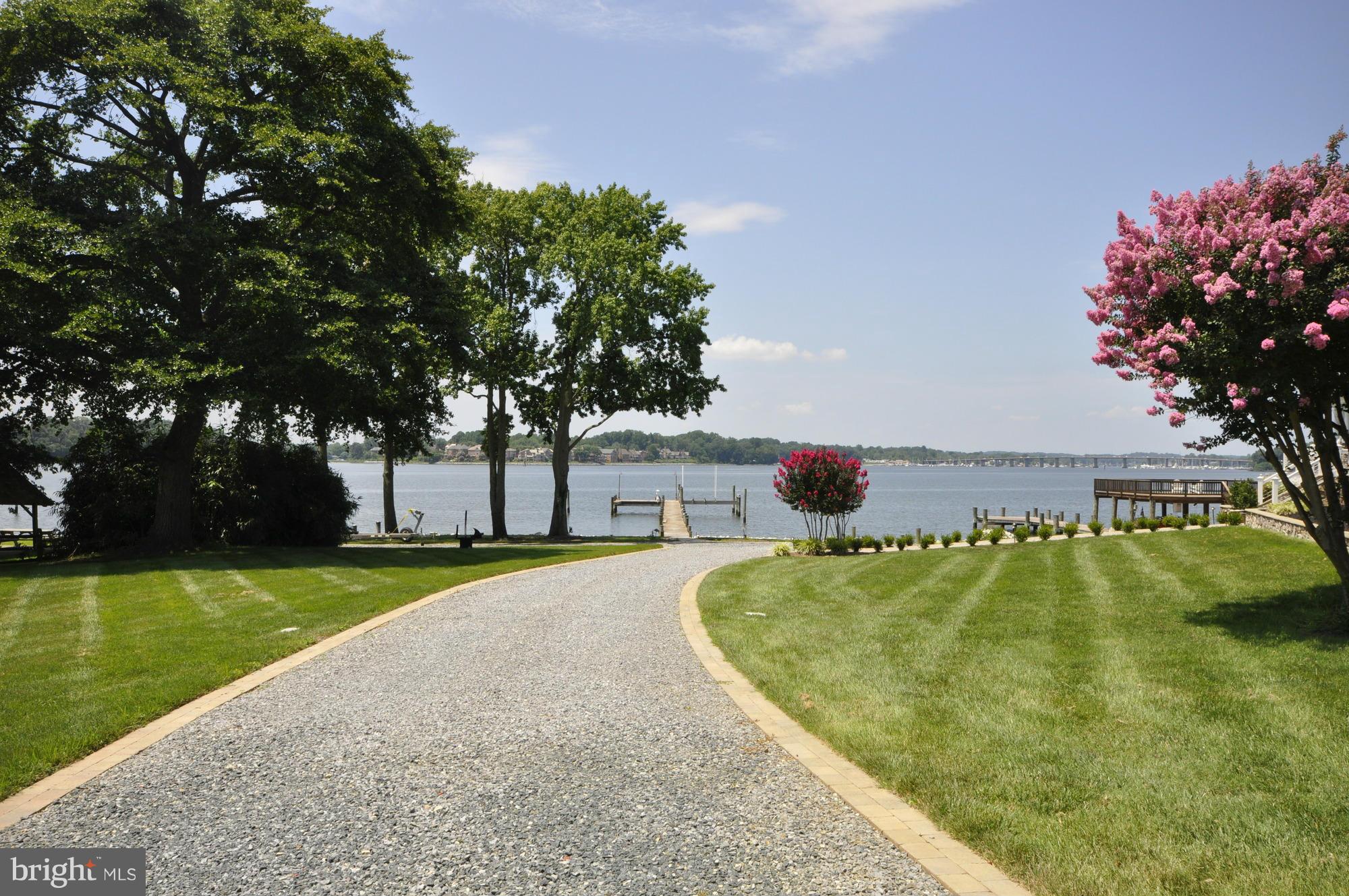 WILD ROSE SHORES - Residential