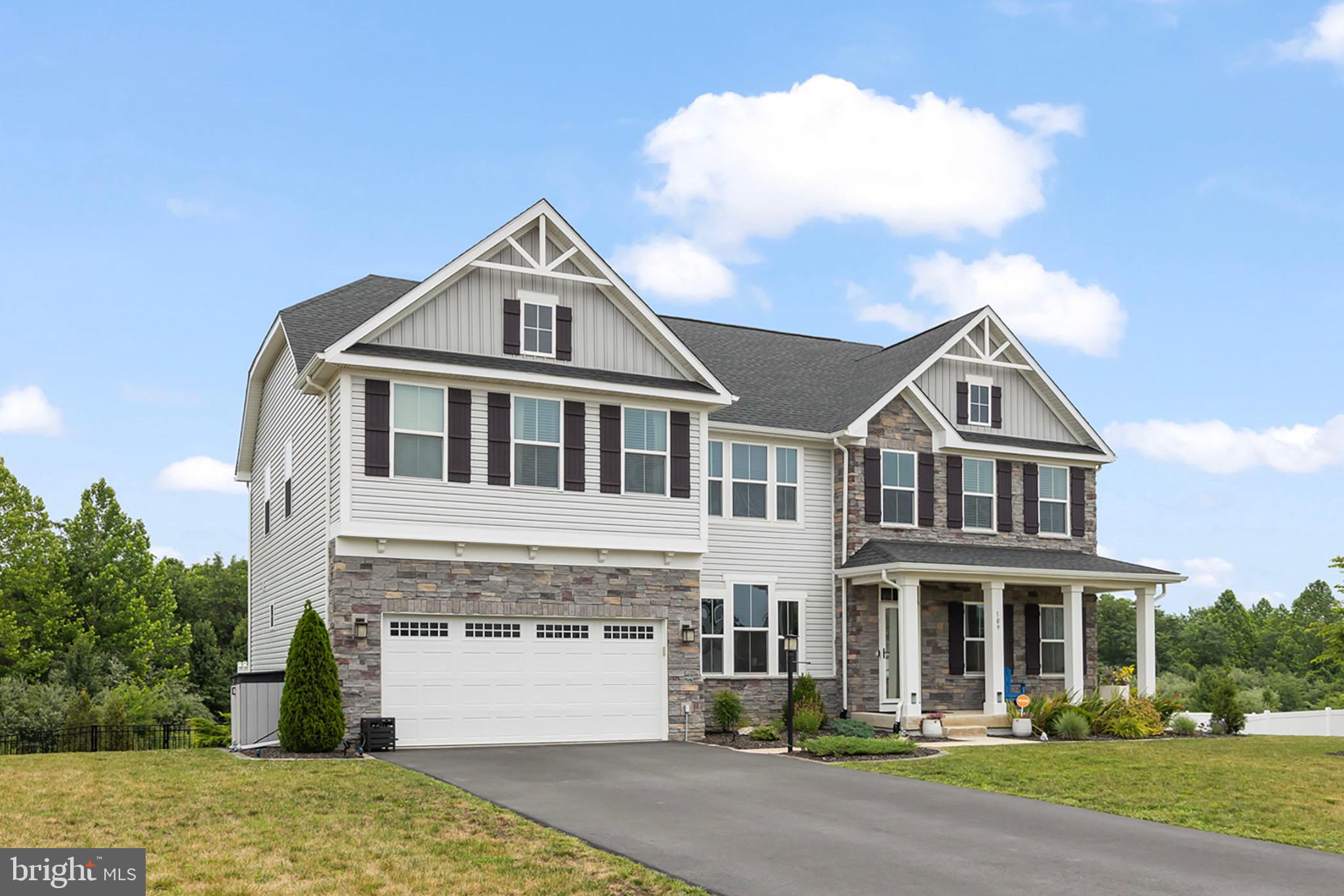 109 DECATUR CIRCLE