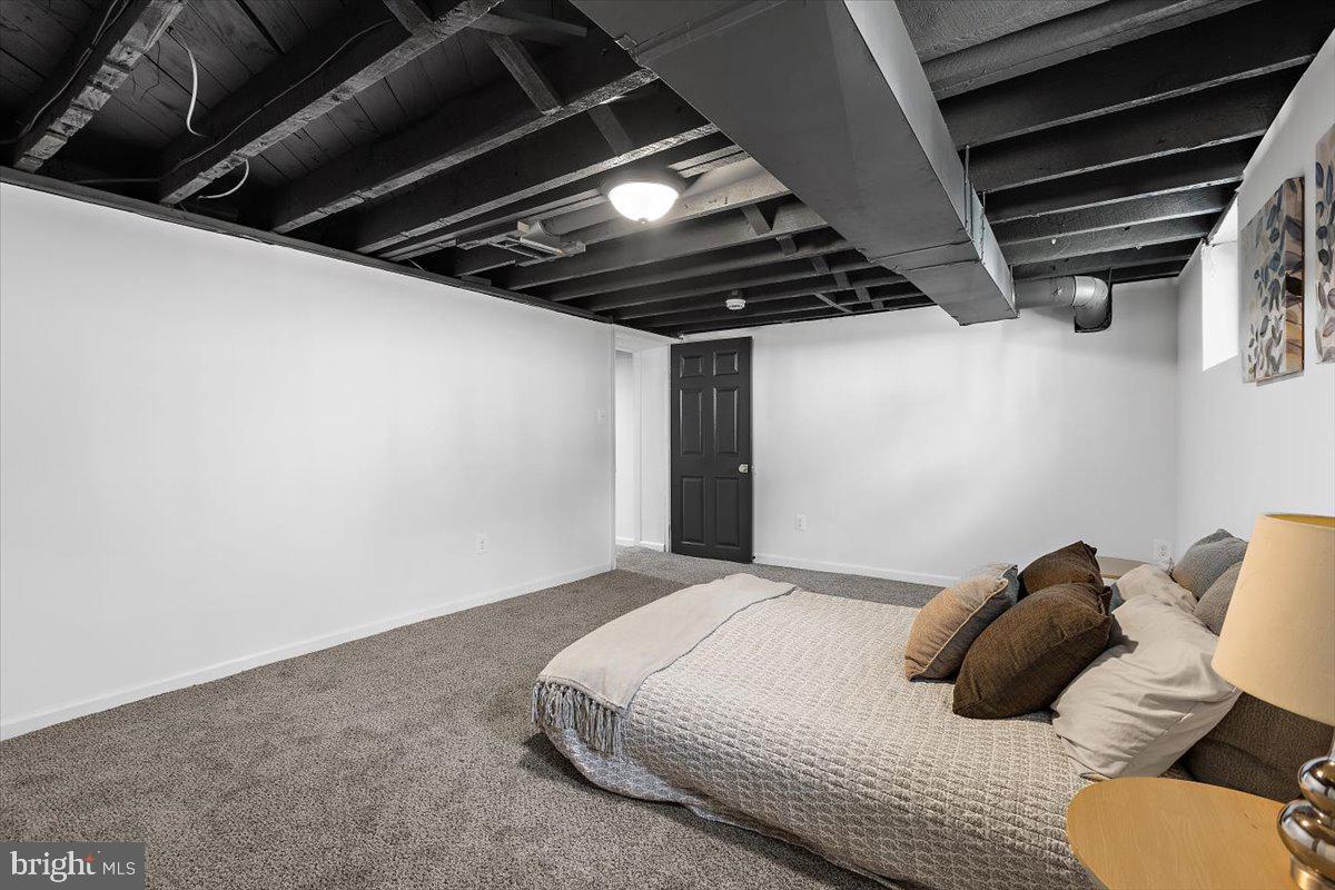 ROSEMONT EAST - Residential