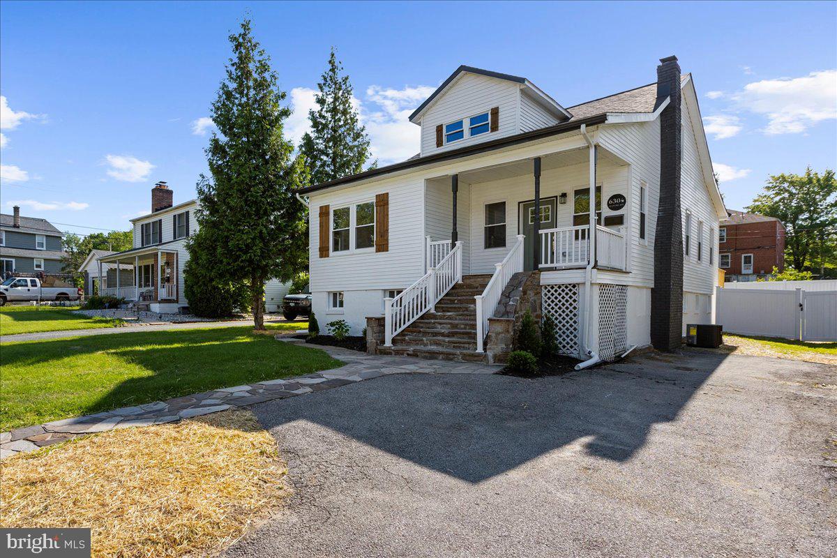 ROSEMONT EAST - Residential